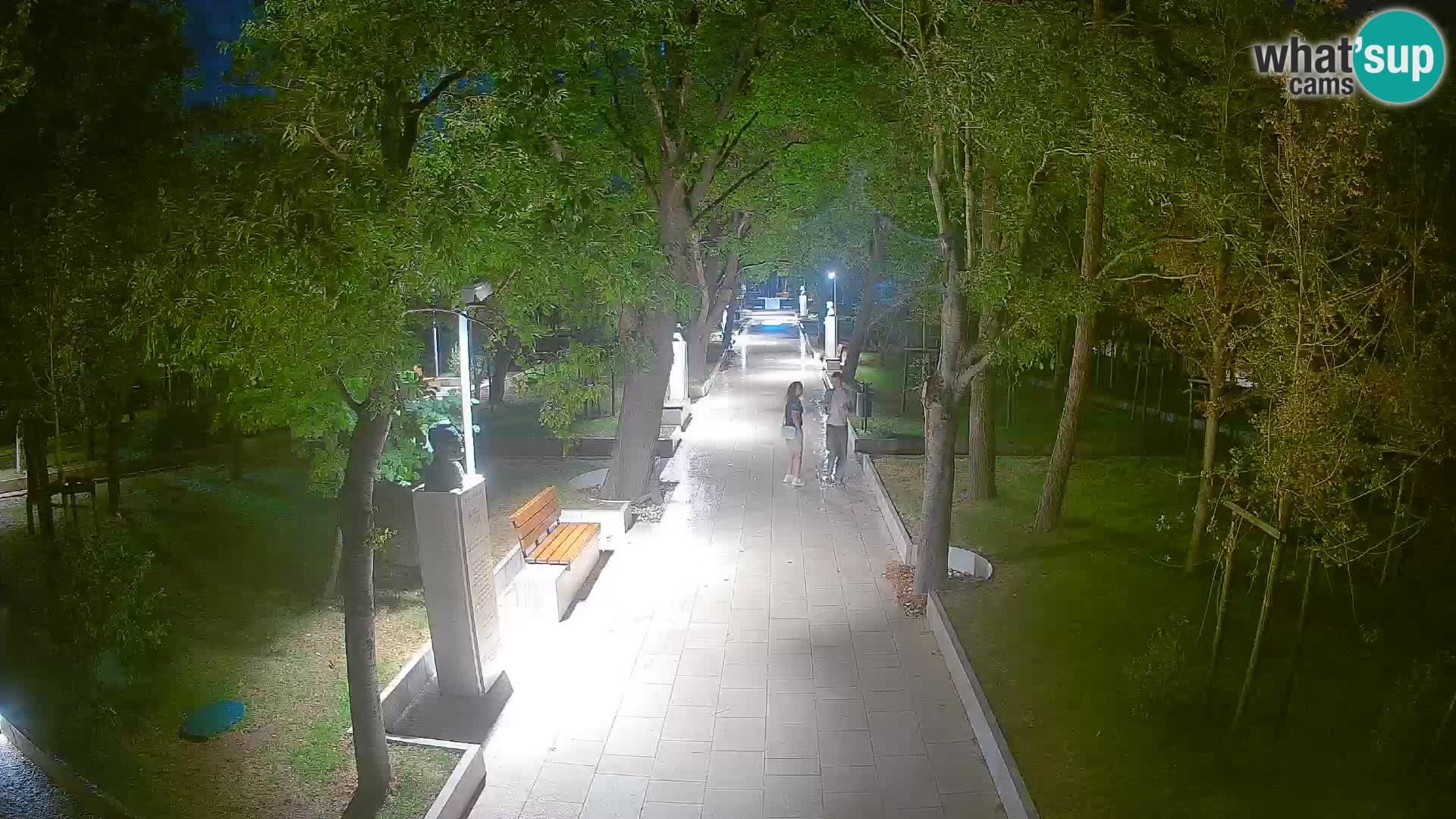 Park pisateljev Senj – Pogled v živo ob morju