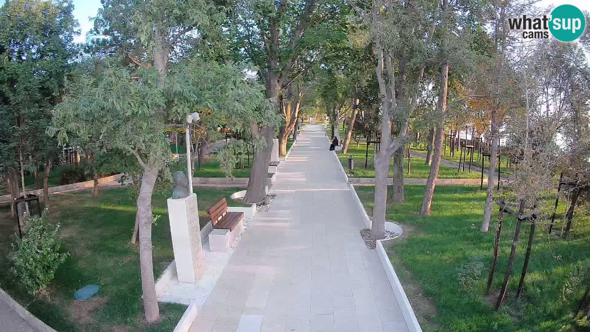 Park pisateljev Senj – Pogled v živo ob morju