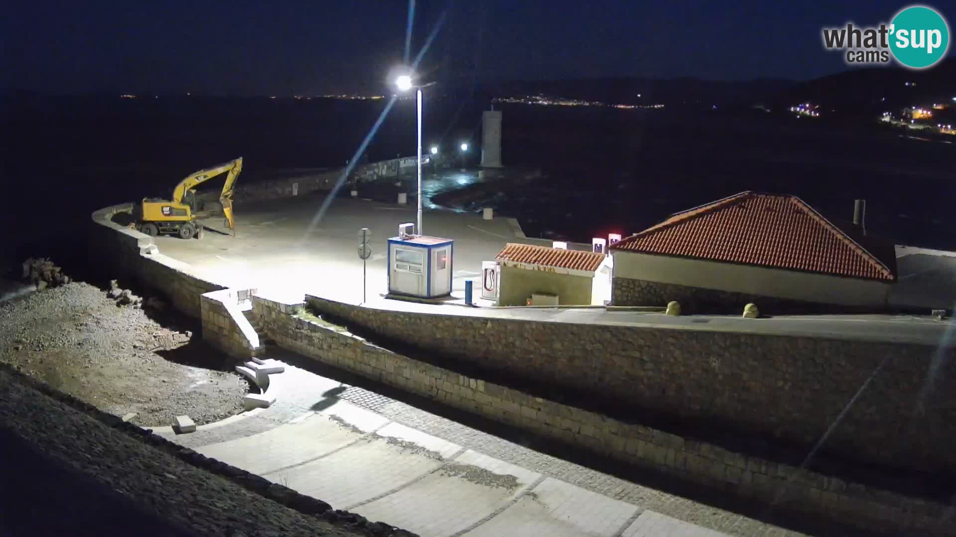 Senj Hafen Webcam – Wellenbrecher & Leuchtturm Liveblick