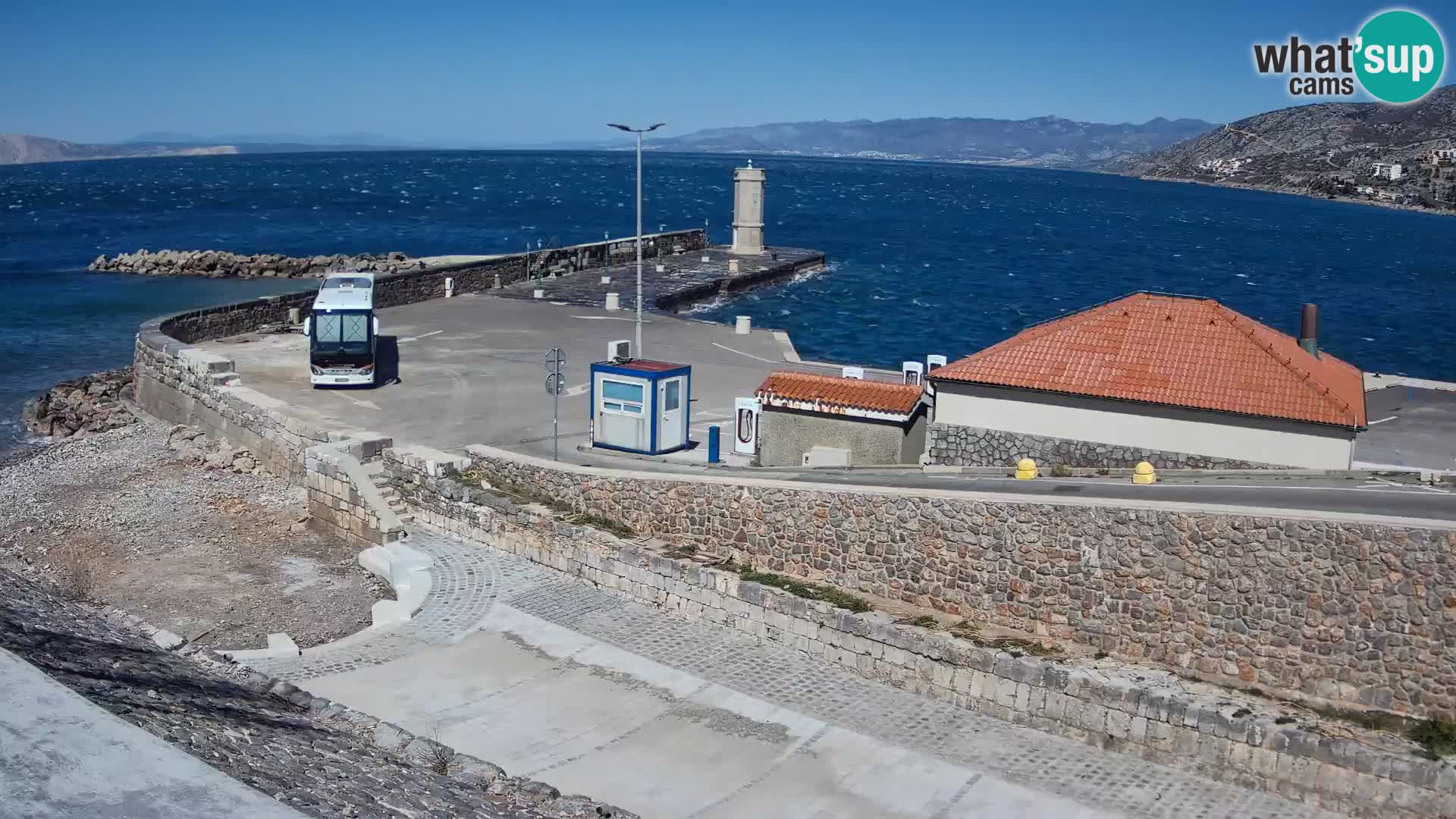 Webcam Porto di Segna – Frangiflutti e Faro in diretta