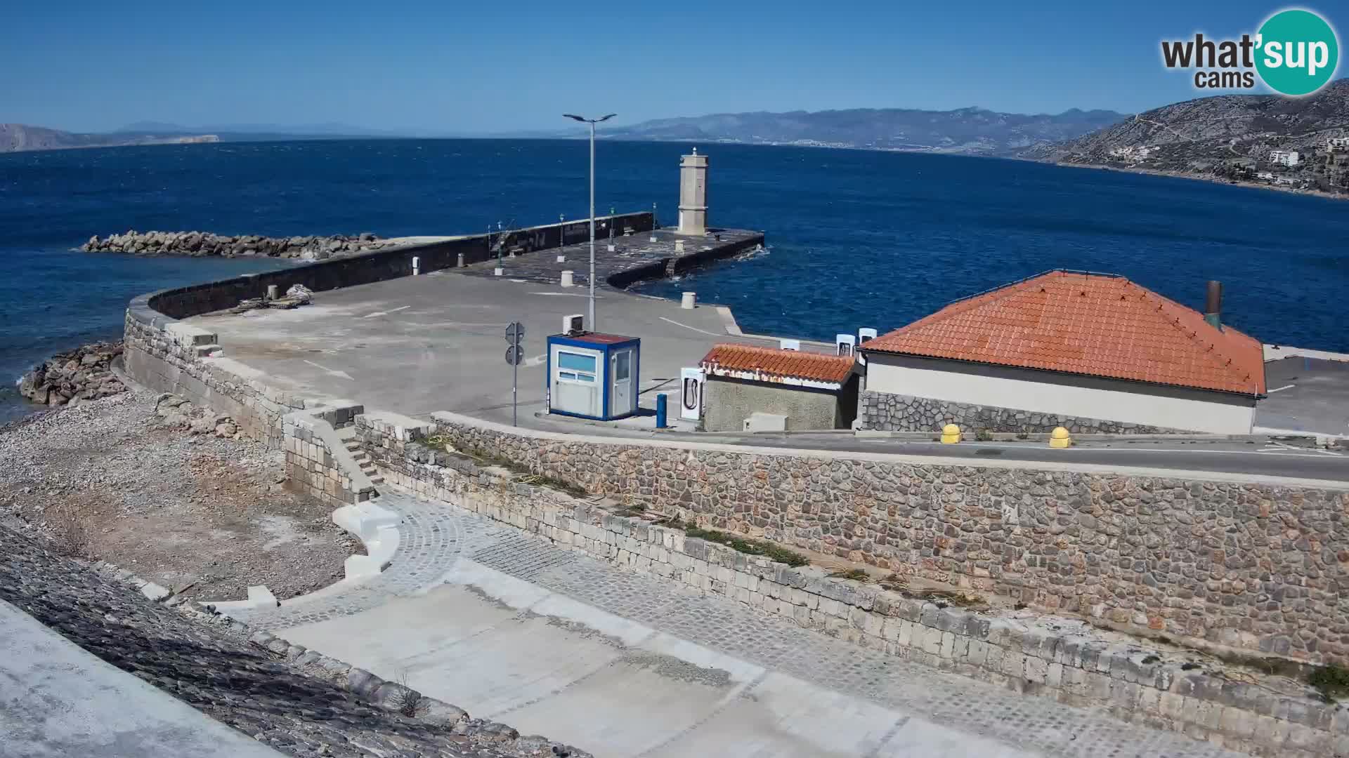 Webcam Porto di Segna – Frangiflutti e Faro in diretta