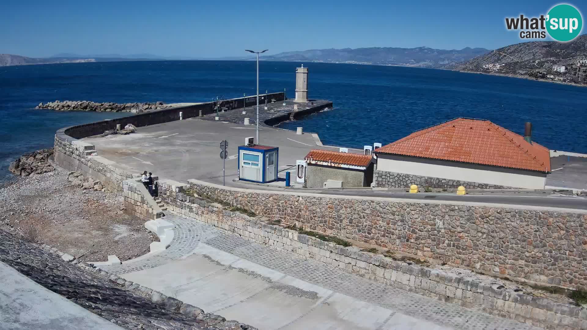 Webcam puerto de Senj – Rompeolas y faro en directo