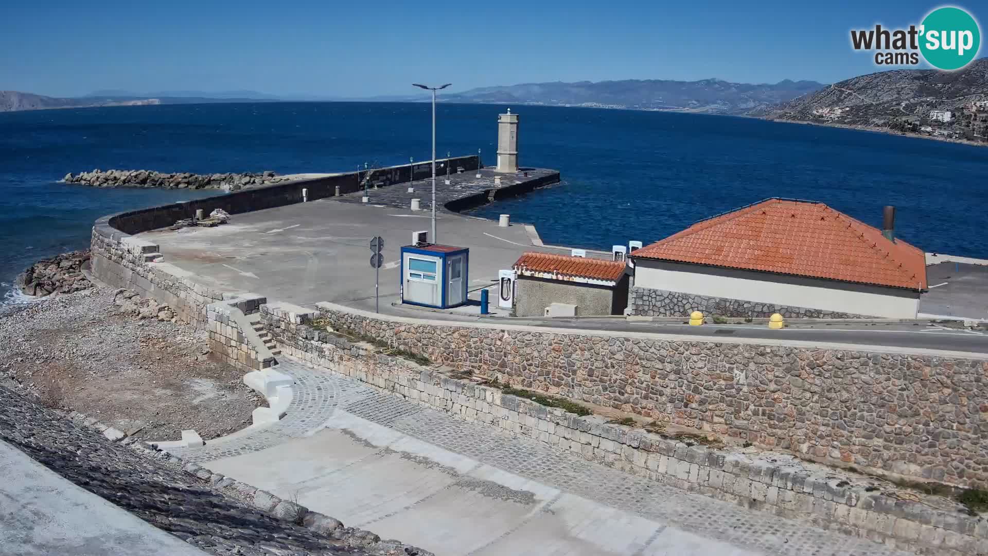 Webcam Porto di Segna – Frangiflutti e Faro in diretta