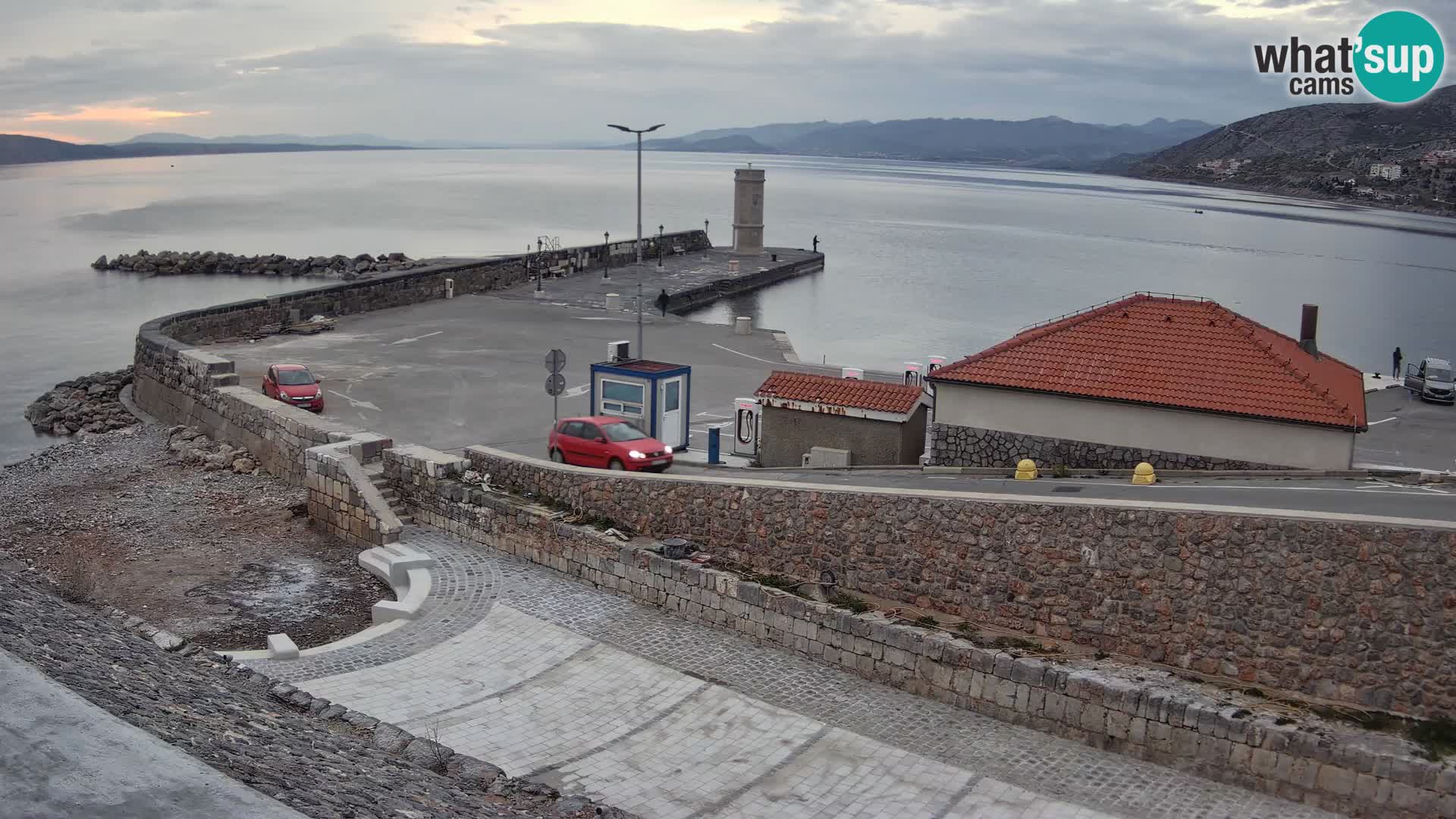 Webcam Porto di Segna – Frangiflutti e Faro in diretta