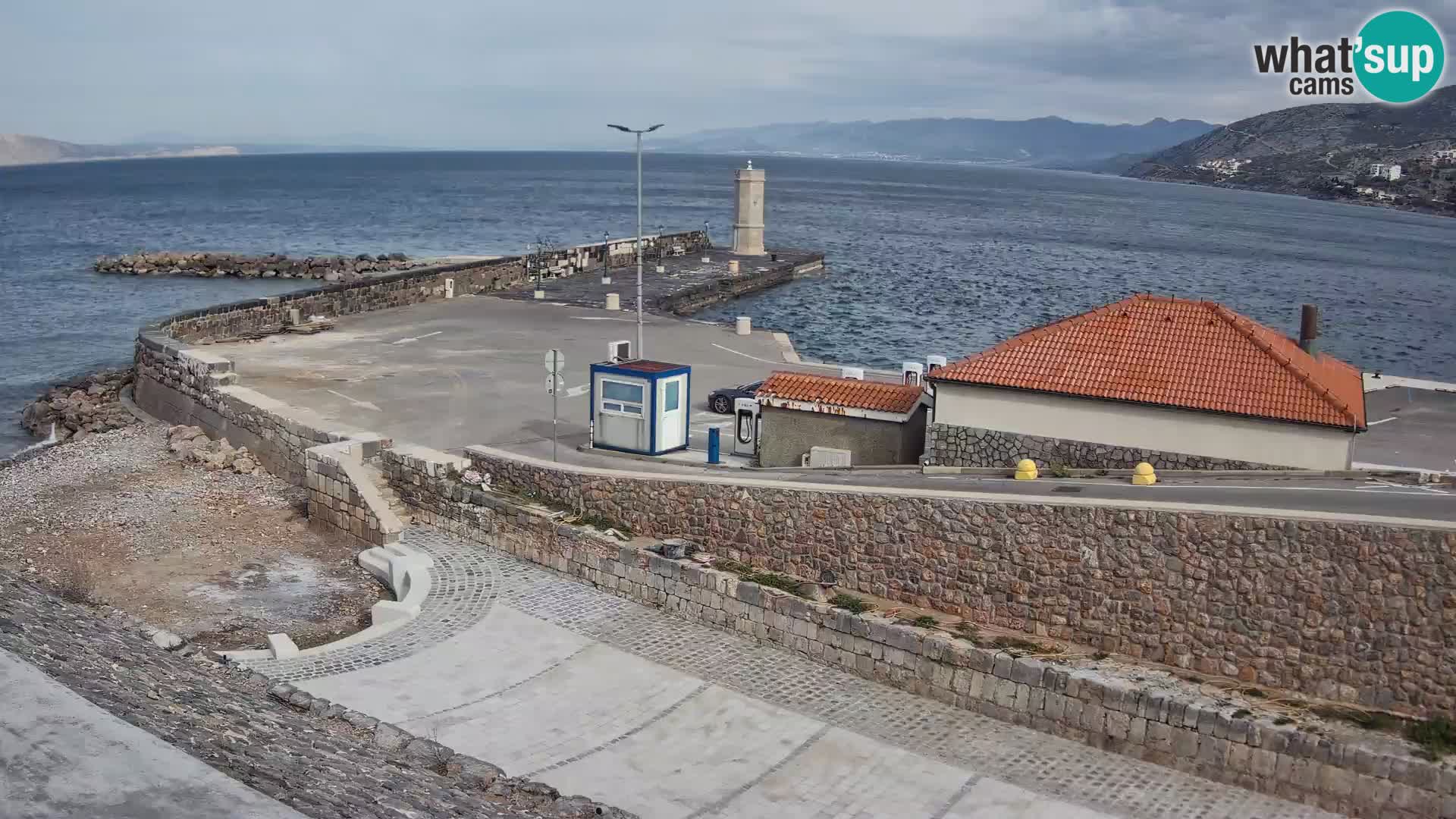 Webcam Porto di Segna – Frangiflutti e Faro in diretta