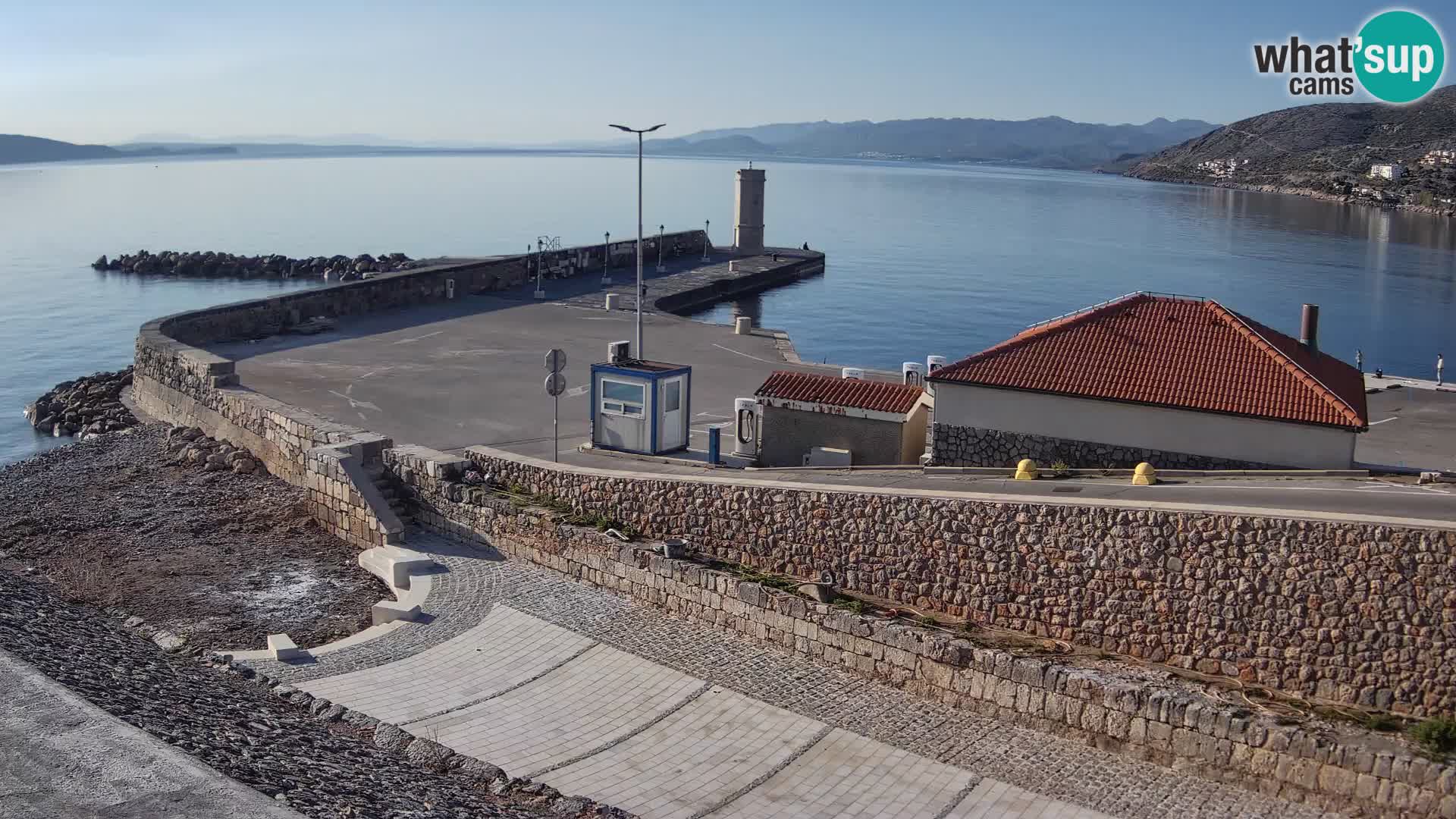 Webcam Porto di Segna – Frangiflutti e Faro in diretta