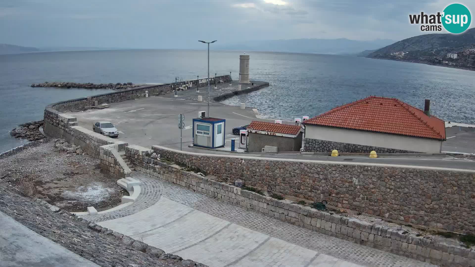 Webcam Porto di Segna – Frangiflutti e Faro in diretta