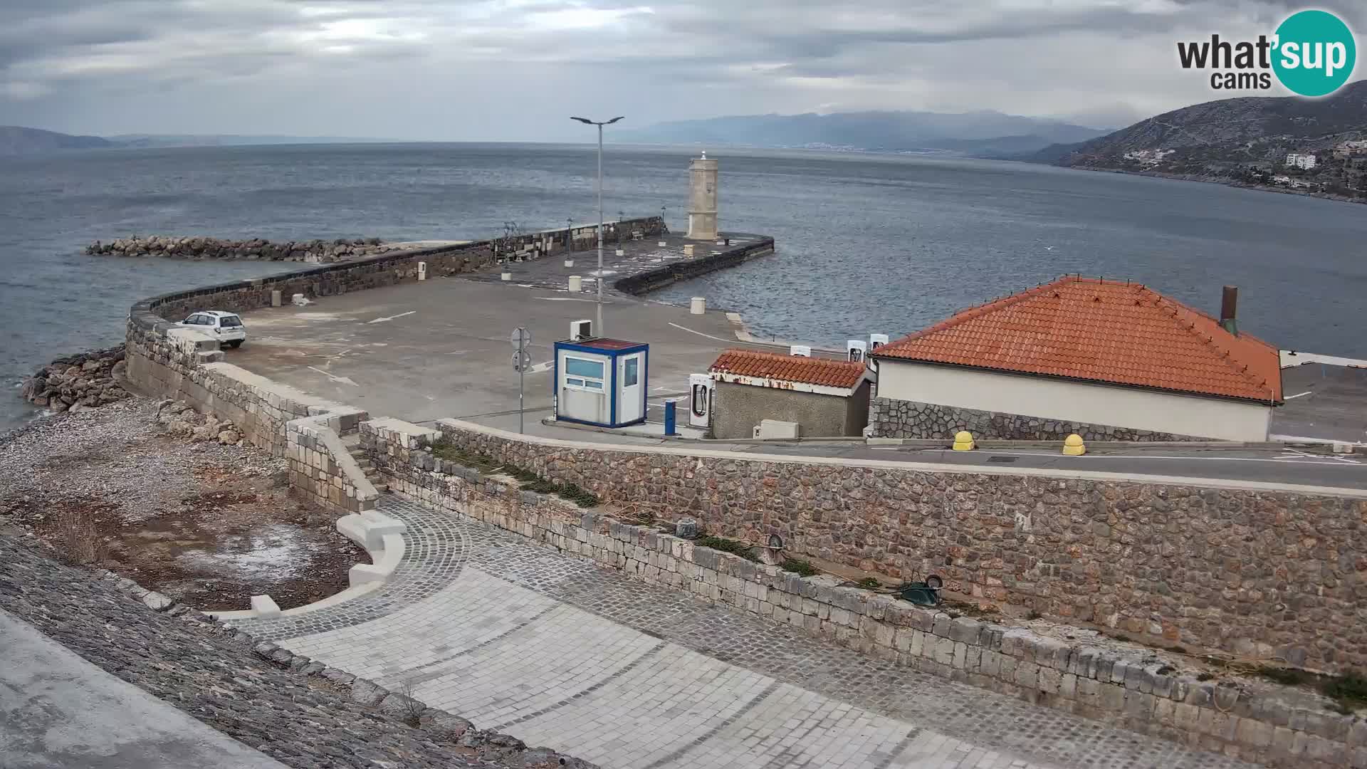 Webcam Porto di Segna – Frangiflutti e Faro in diretta