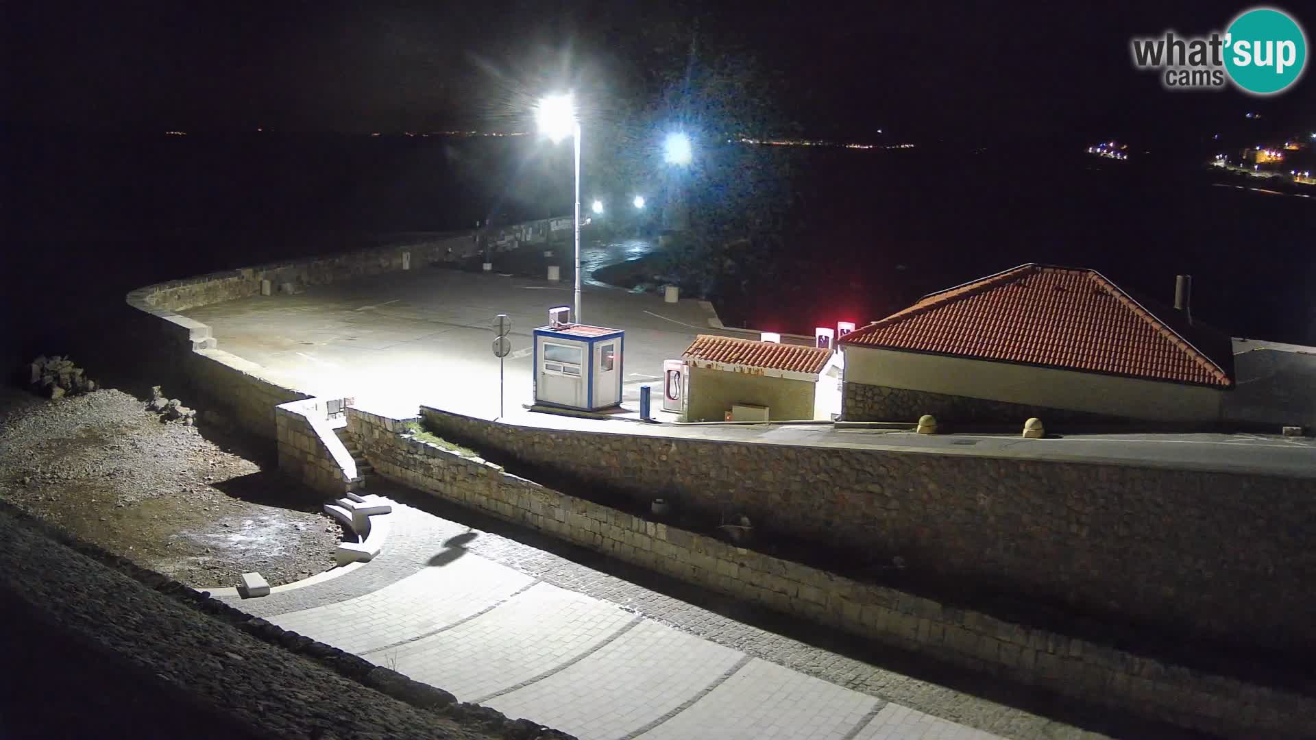 Webcam puerto de Senj – Rompeolas y faro en directo