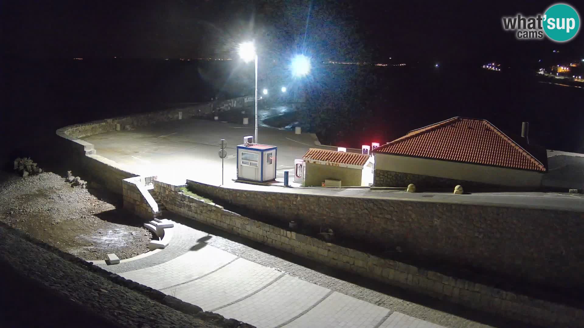 Webcam puerto de Senj – Rompeolas y faro en directo