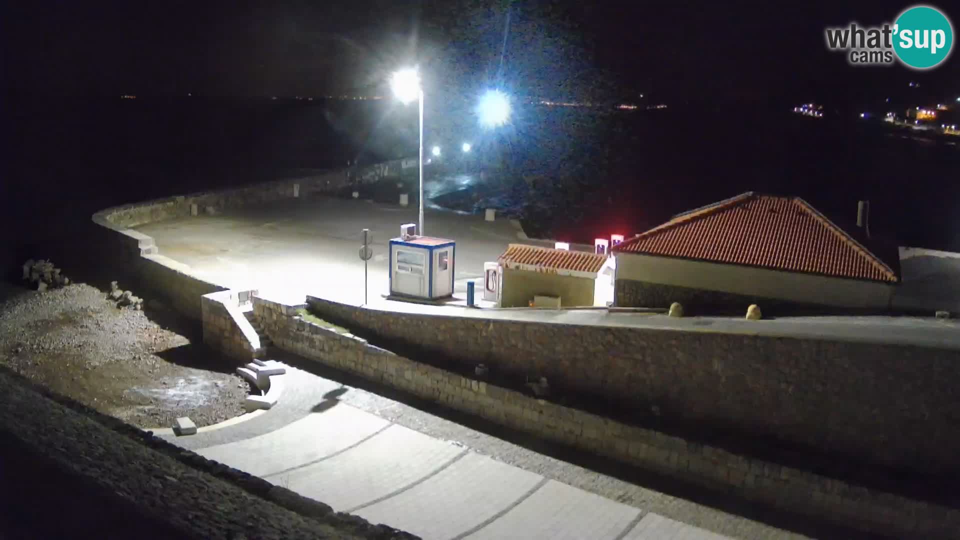 Webcam puerto de Senj – Rompeolas y faro en directo