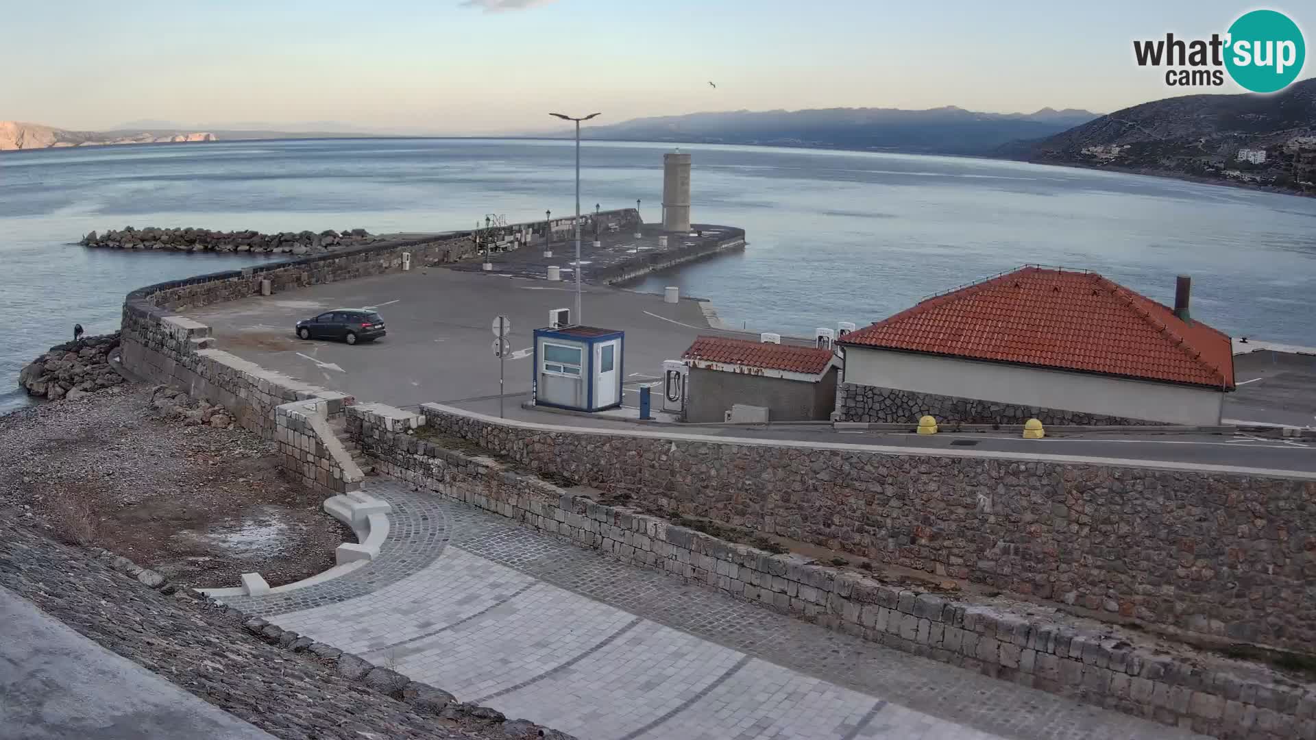 Senj Harbour Webcam – Breakwater & Lighthouse Live View