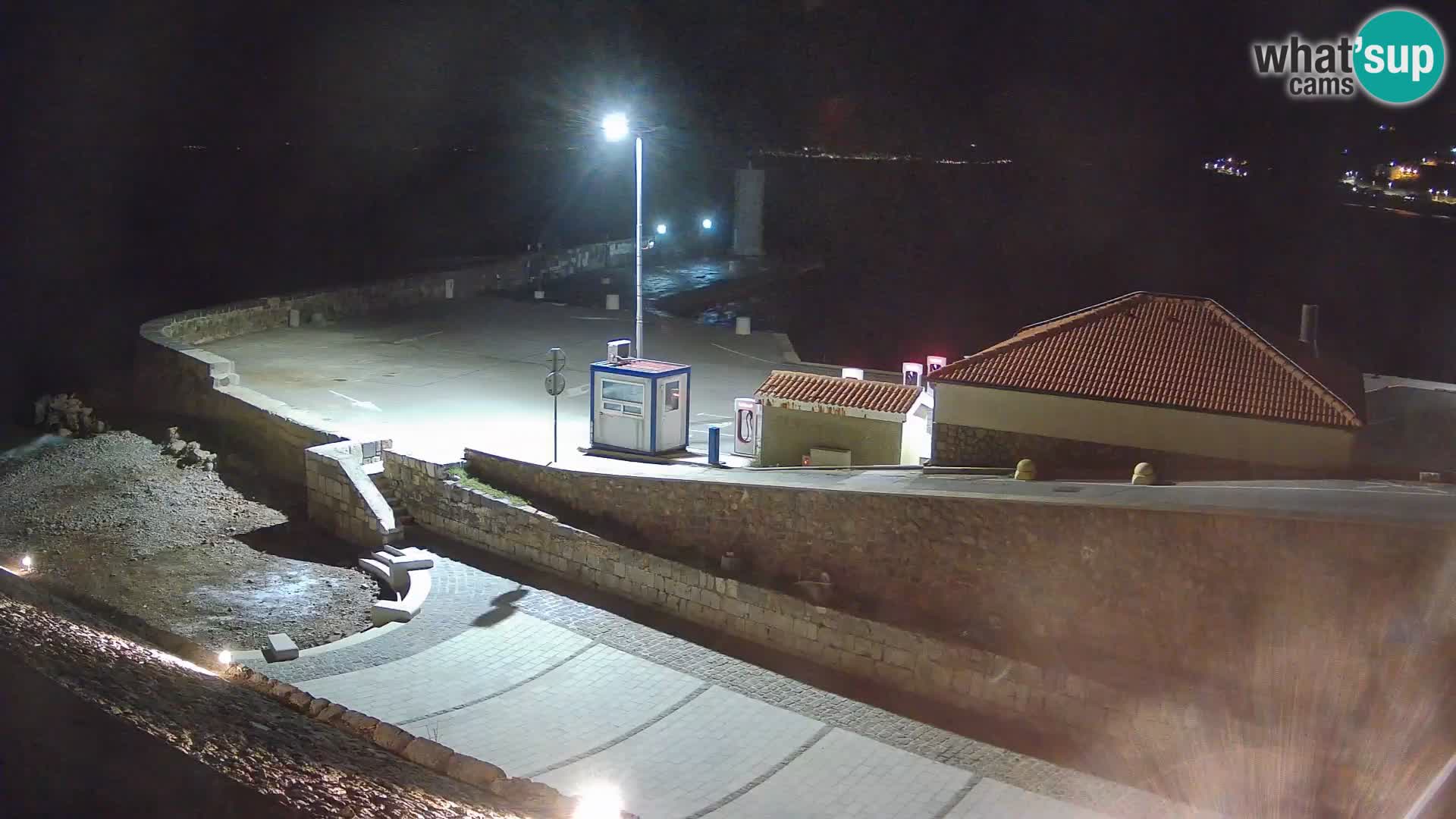 Senj Harbour Webcam – Breakwater & Lighthouse Live View