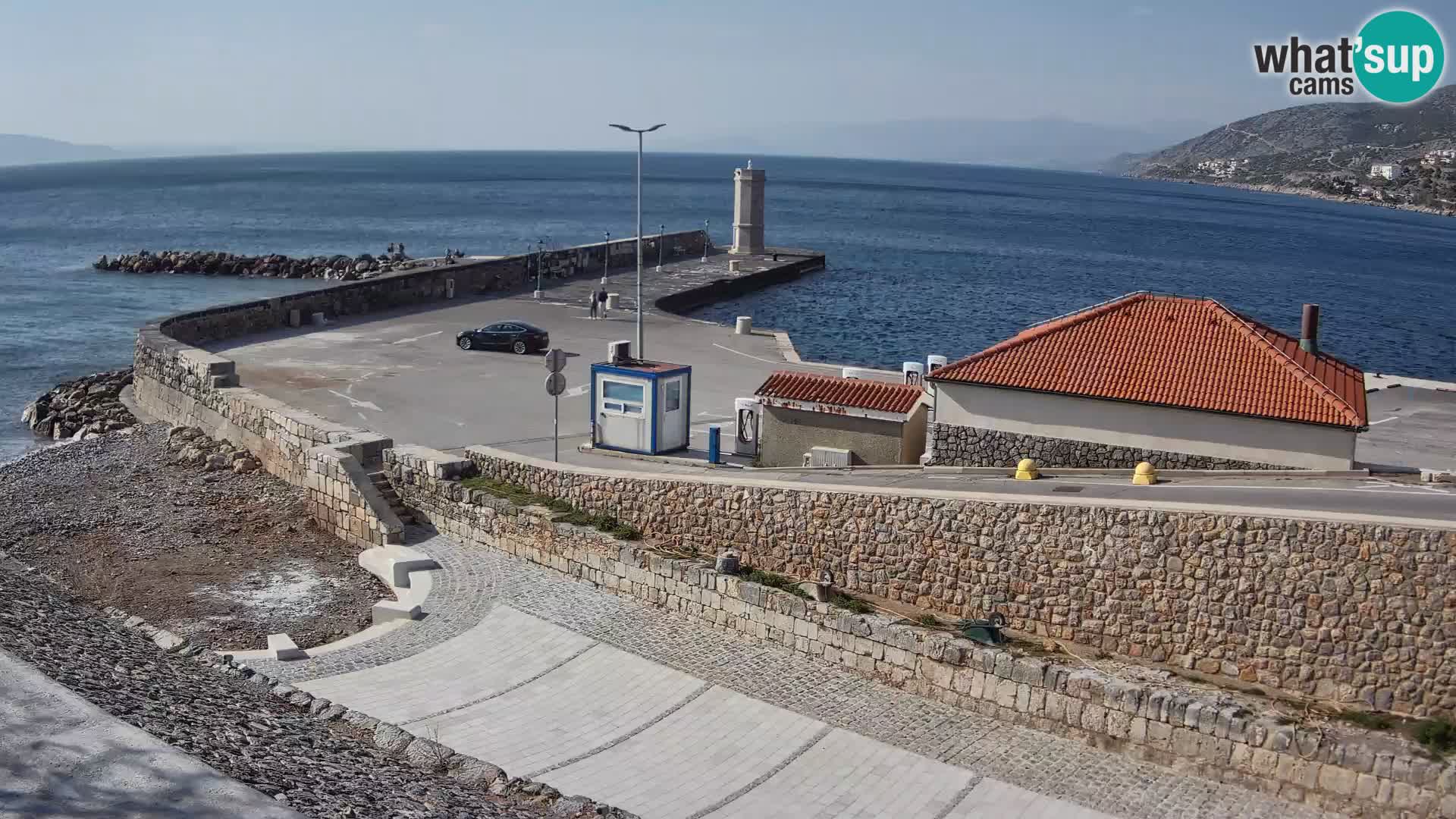 Webcam Porto di Segna – Frangiflutti e Faro in diretta