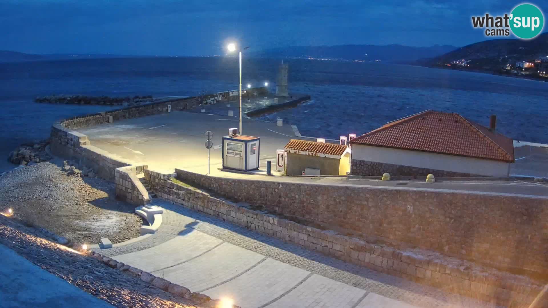 Webcam Porto di Segna – Frangiflutti e Faro in diretta