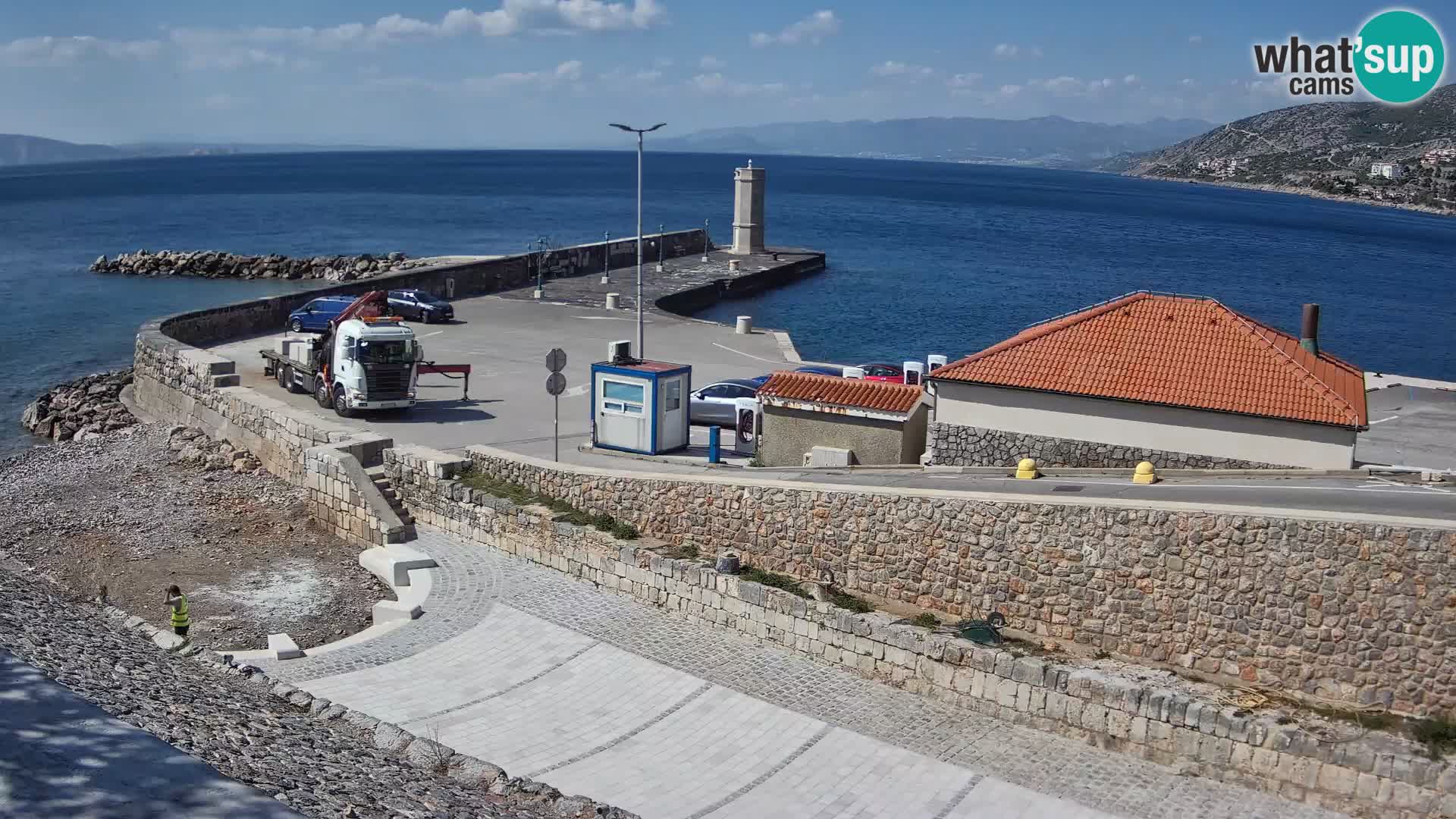 Webcam puerto de Senj – Rompeolas y faro en directo