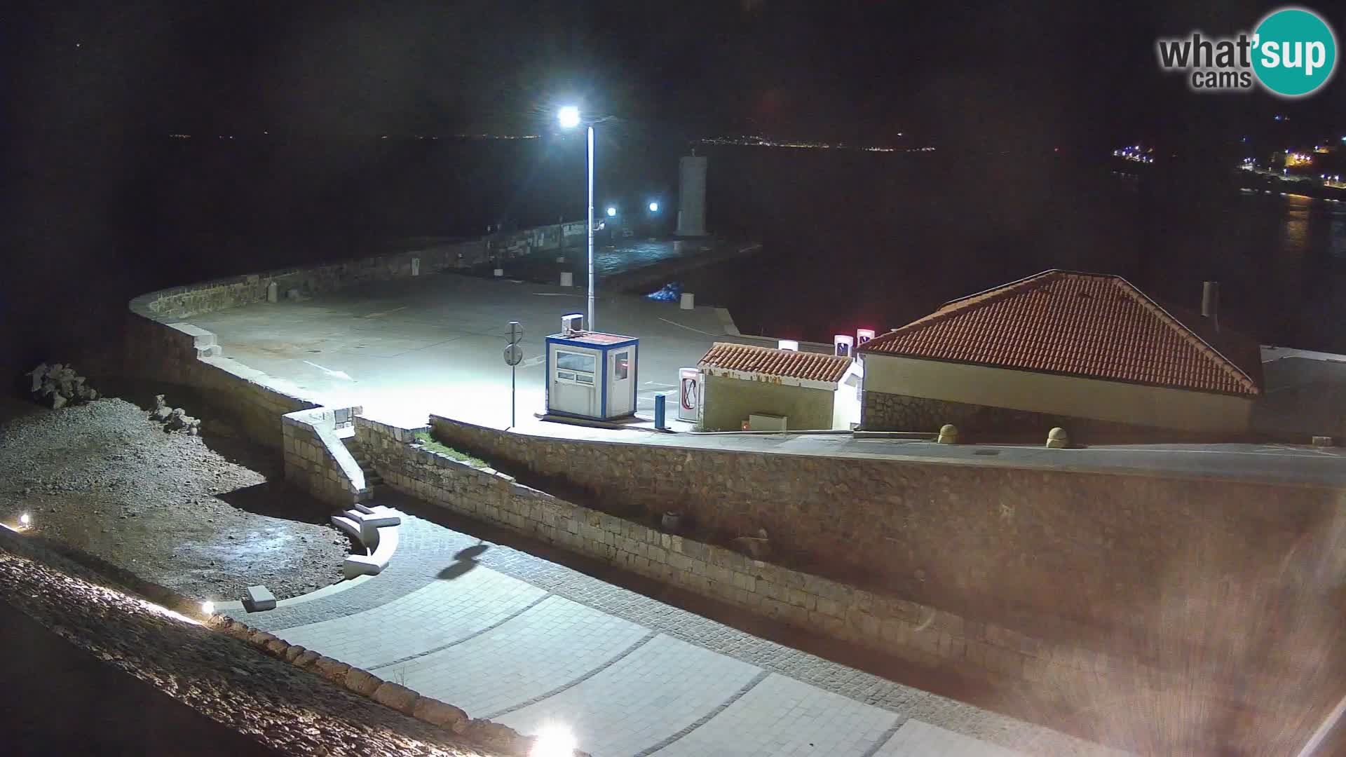 Webcam Porto di Segna – Frangiflutti e Faro in diretta