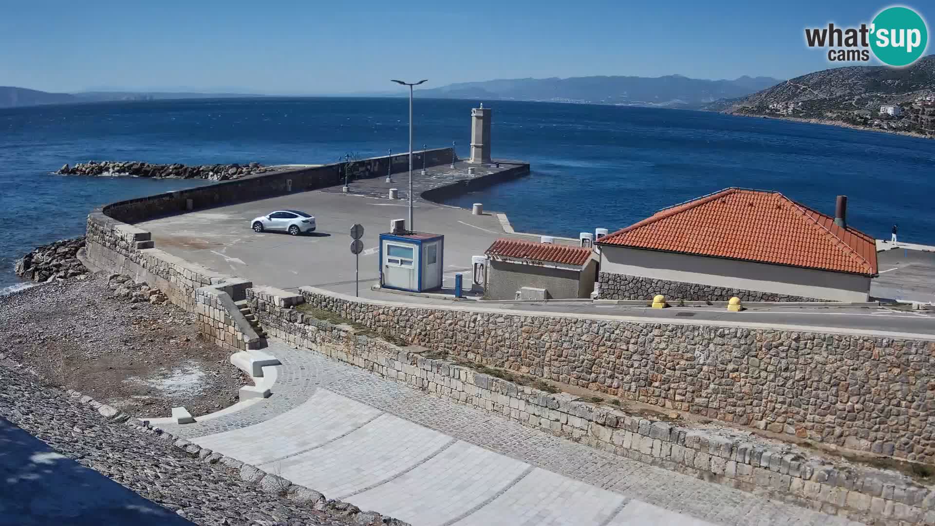 Webcam Porto di Segna – Frangiflutti e Faro in diretta