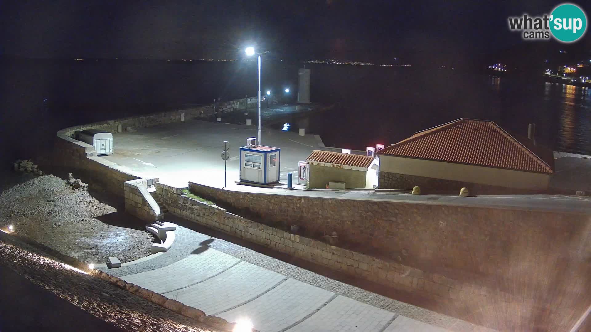 Webcam Porto di Segna – Frangiflutti e Faro in diretta