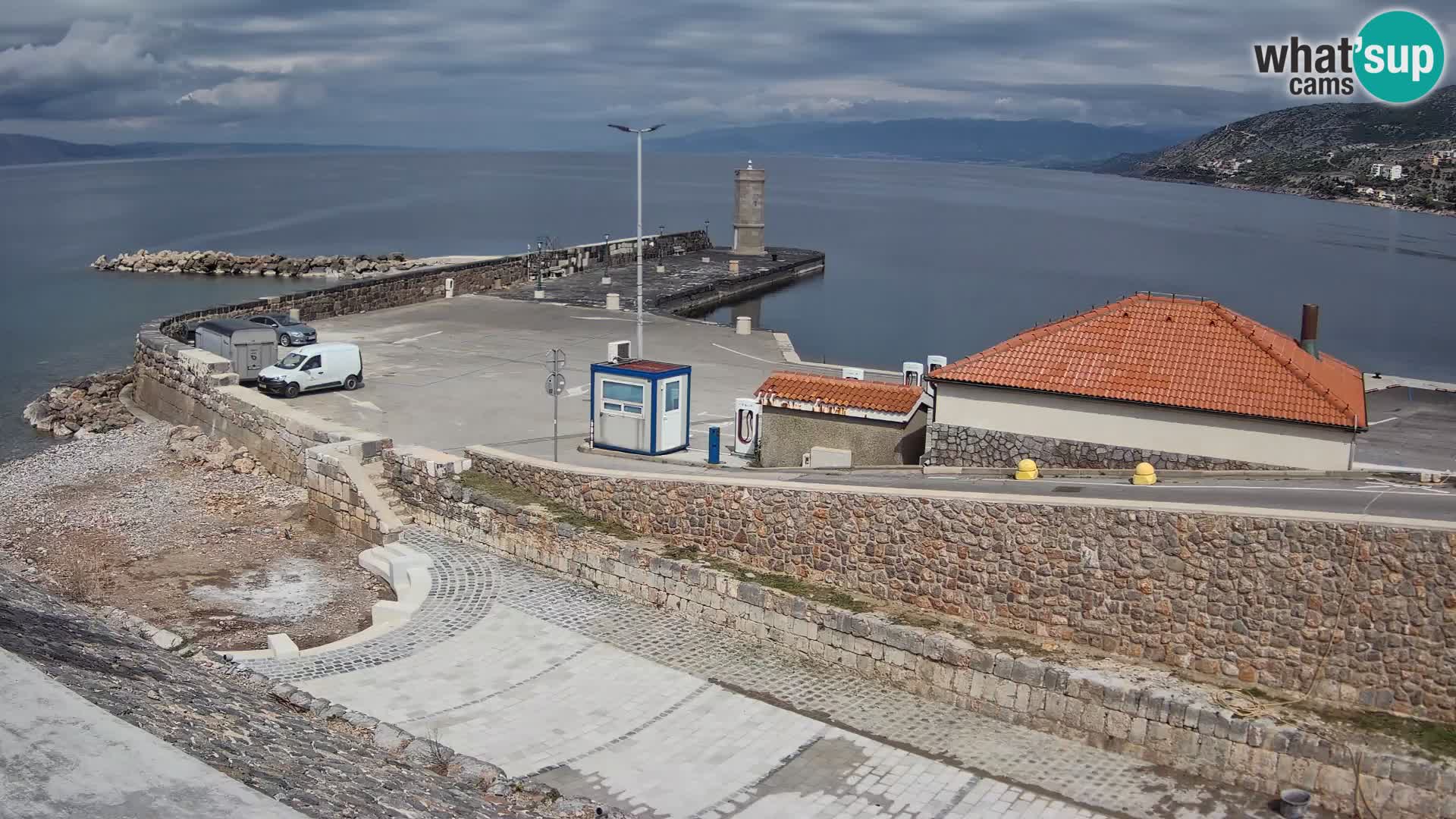 Webcam Porto di Segna – Frangiflutti e Faro in diretta