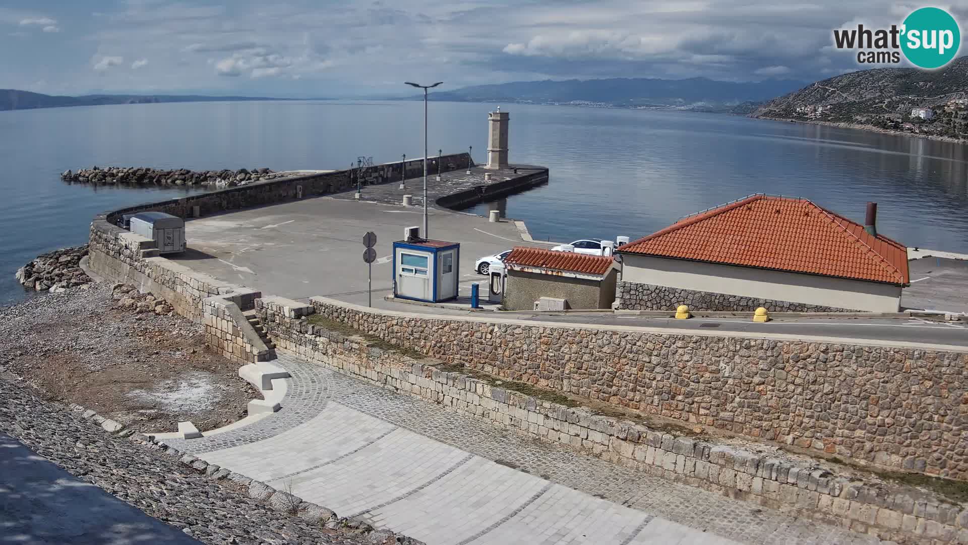 Webcam puerto de Senj – Rompeolas y faro en directo