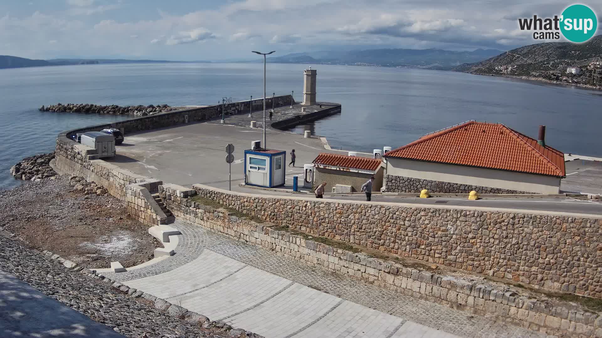Webcam Porto di Segna – Frangiflutti e Faro in diretta