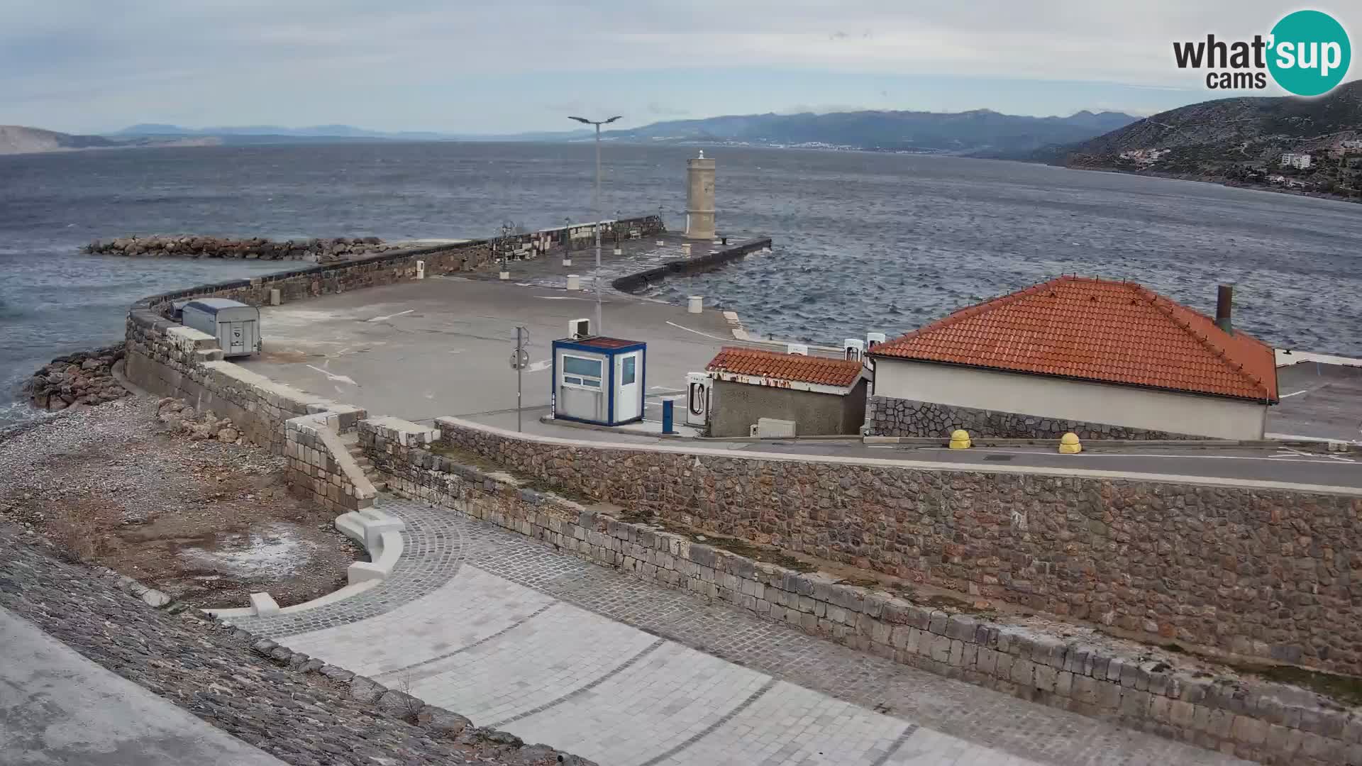 Webcam Porto di Segna – Frangiflutti e Faro in diretta