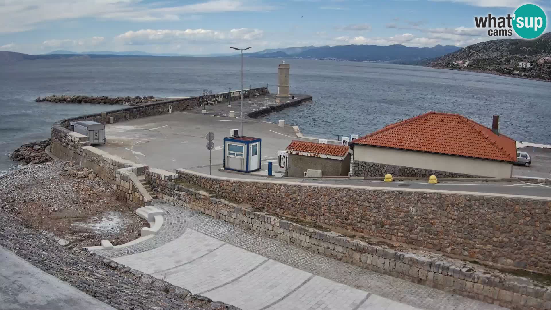 Webcam Porto di Segna – Frangiflutti e Faro in diretta