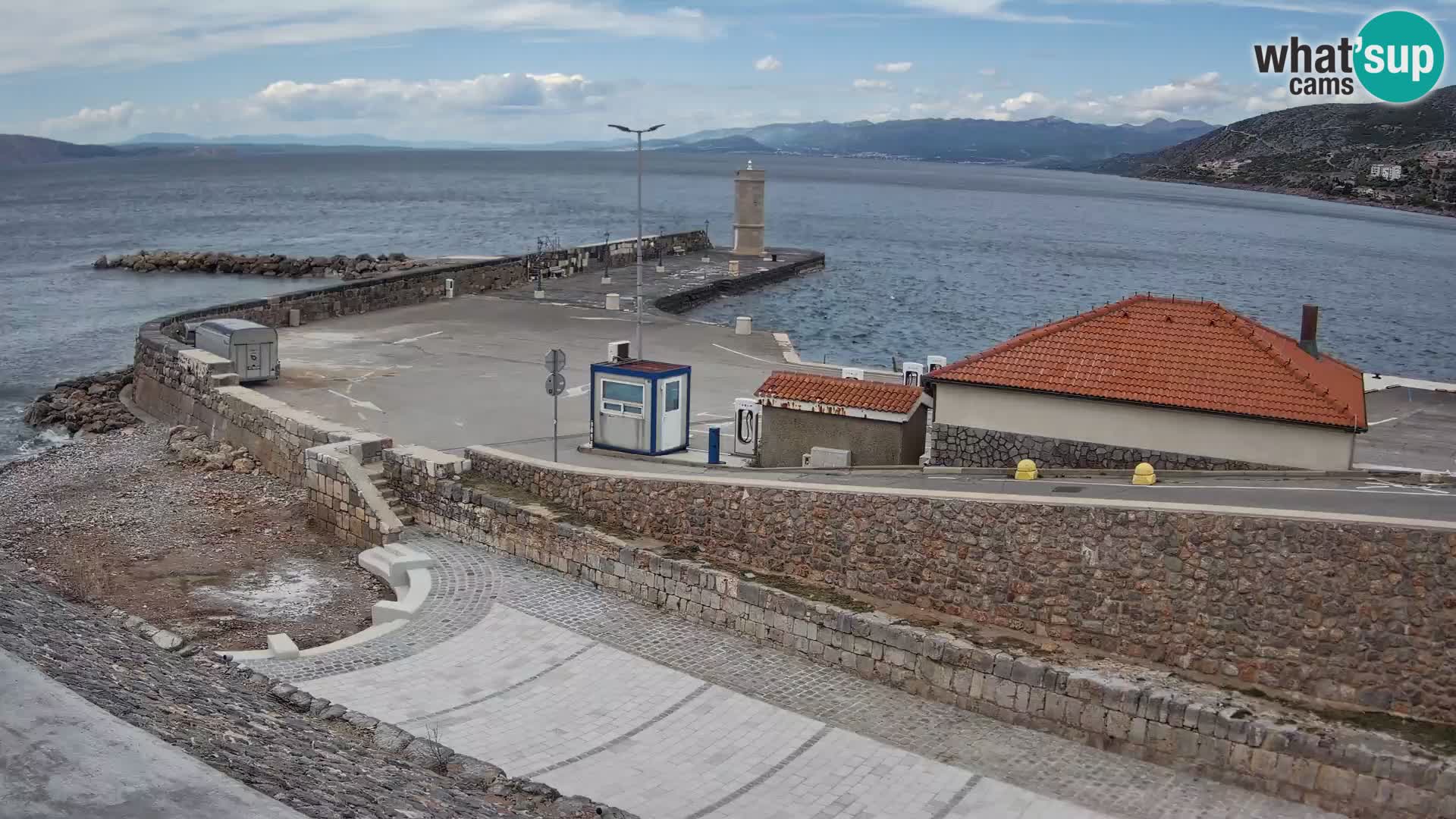 Webcam Porto di Segna – Frangiflutti e Faro in diretta