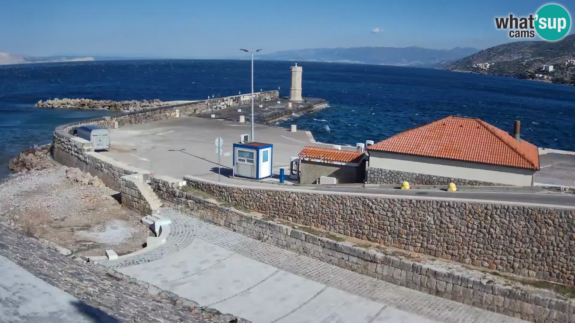 Webcam Porto di Segna – Frangiflutti e Faro in diretta