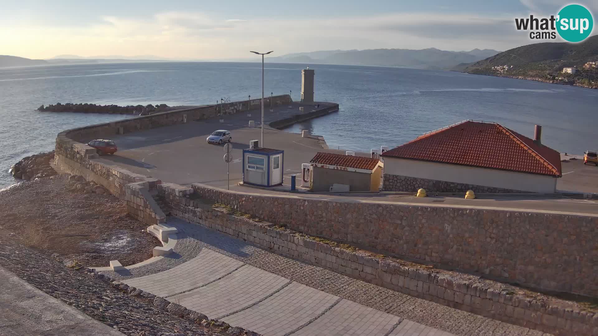 Webcam Porto di Segna – Frangiflutti e Faro in diretta