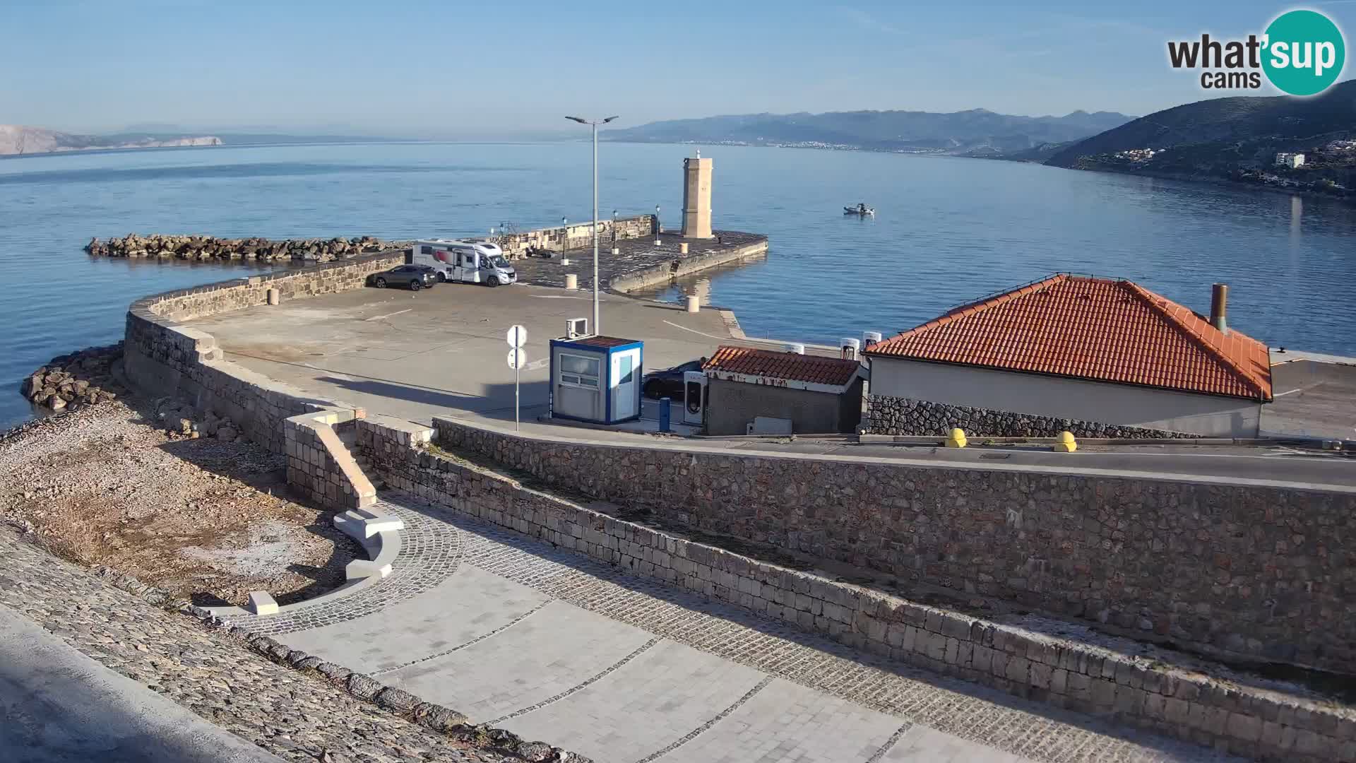 Webcam puerto de Senj – Rompeolas y faro en directo