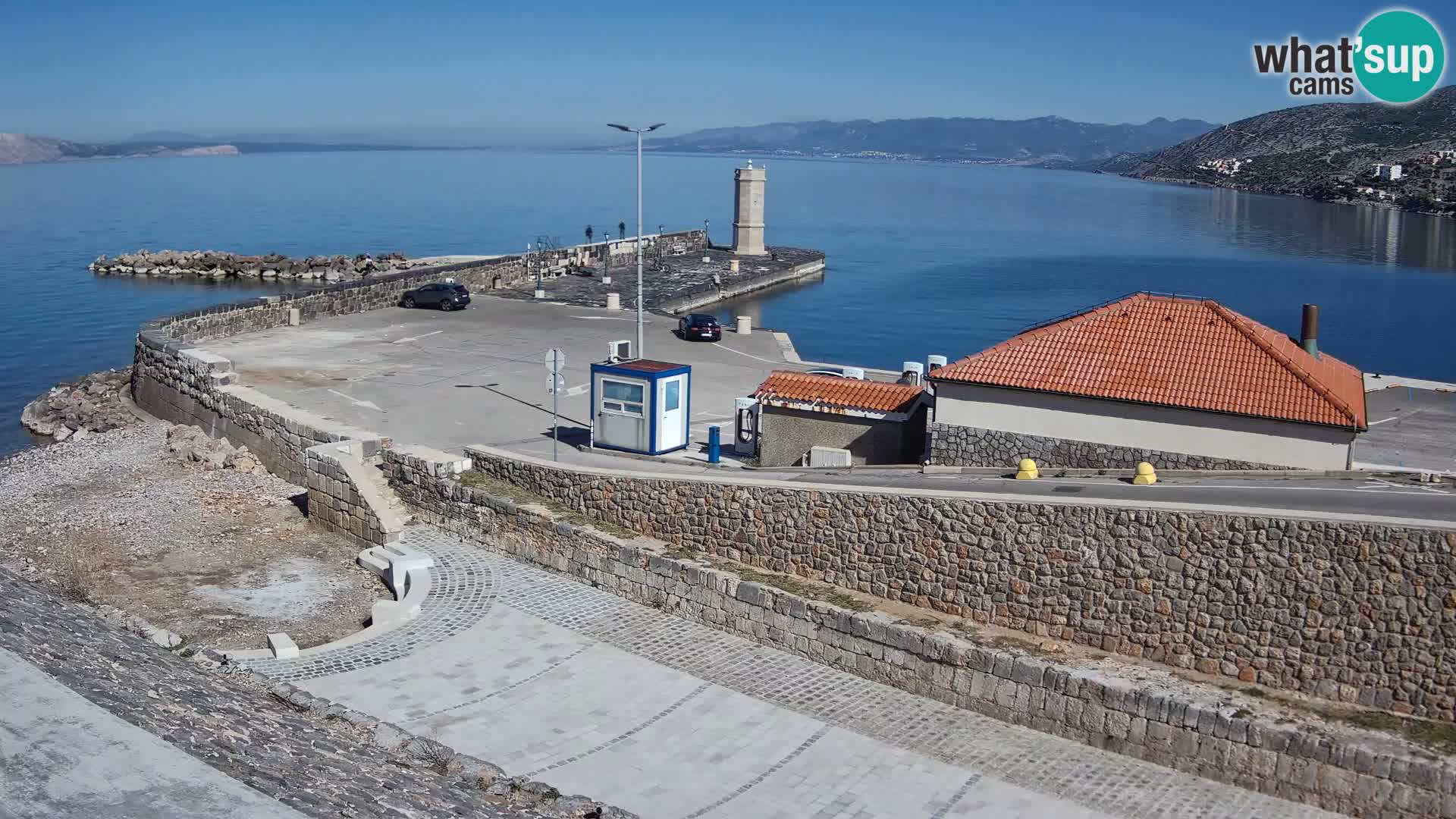 Webcam puerto de Senj – Rompeolas y faro en directo