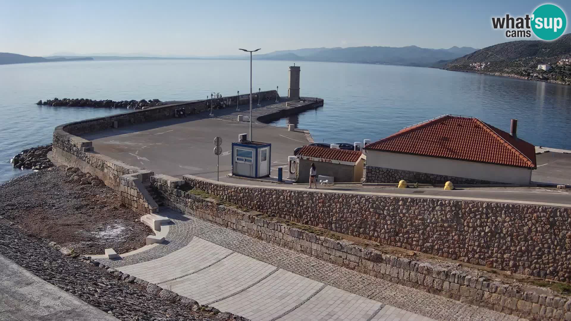 Web kamera Senj luka – Lukobran i svjetionik uživo