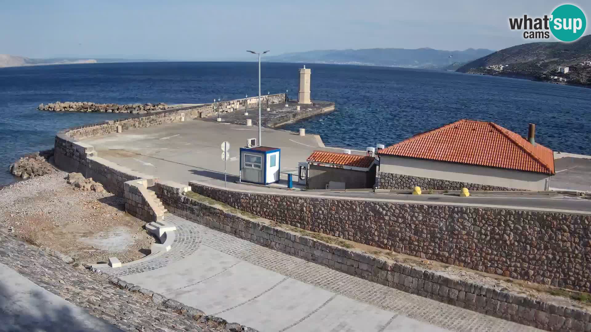 Webcam Porto di Segna – Frangiflutti e Faro in diretta