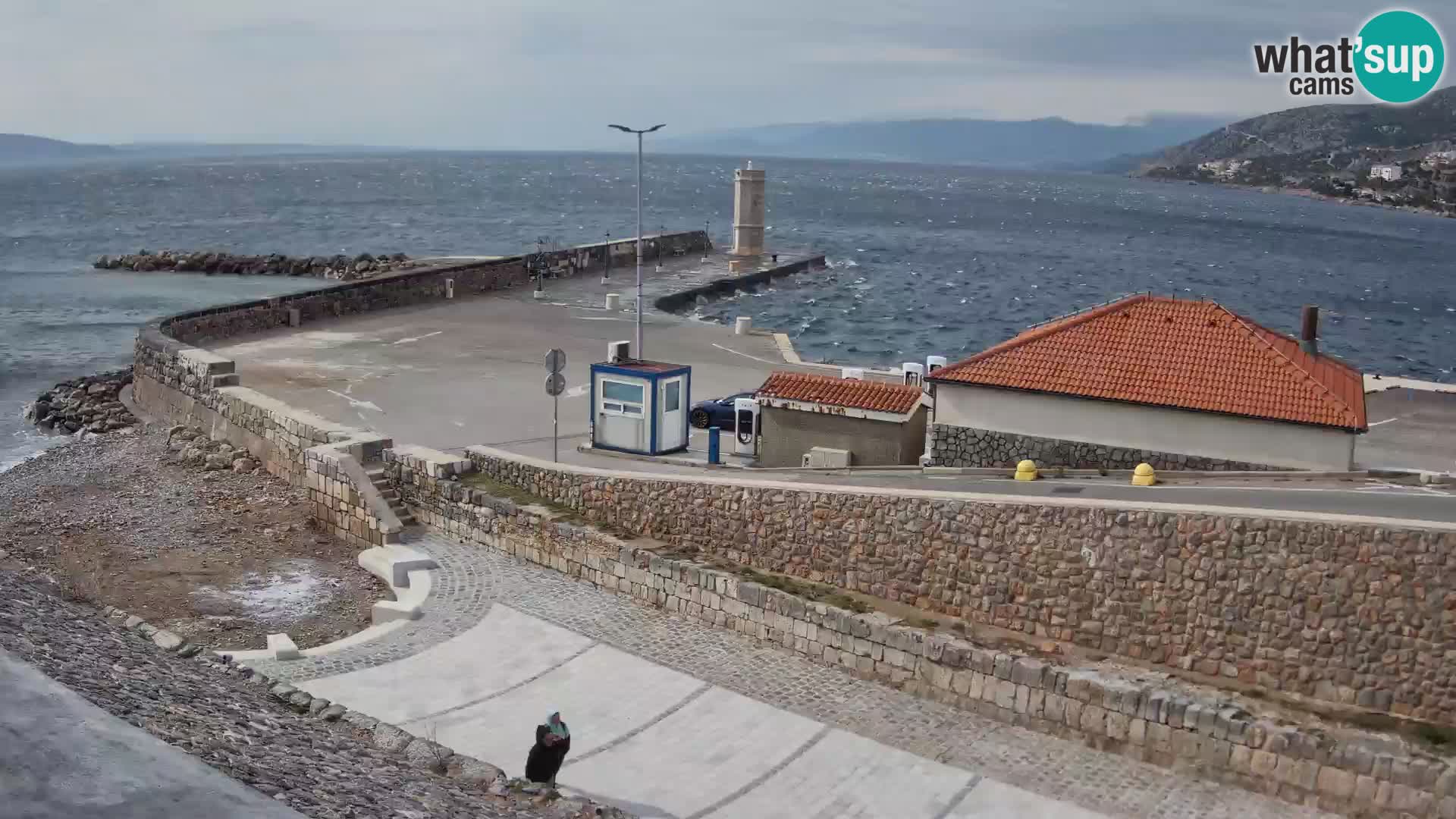 Webcam puerto de Senj – Rompeolas y faro en directo