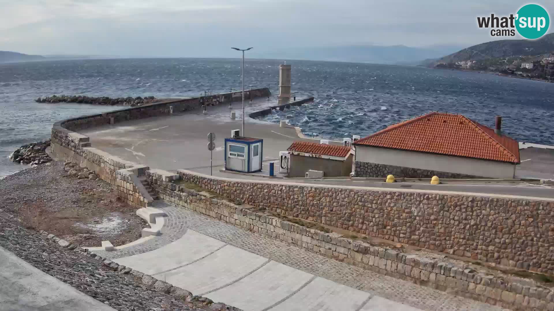 Webcam Porto di Segna – Frangiflutti e Faro in diretta