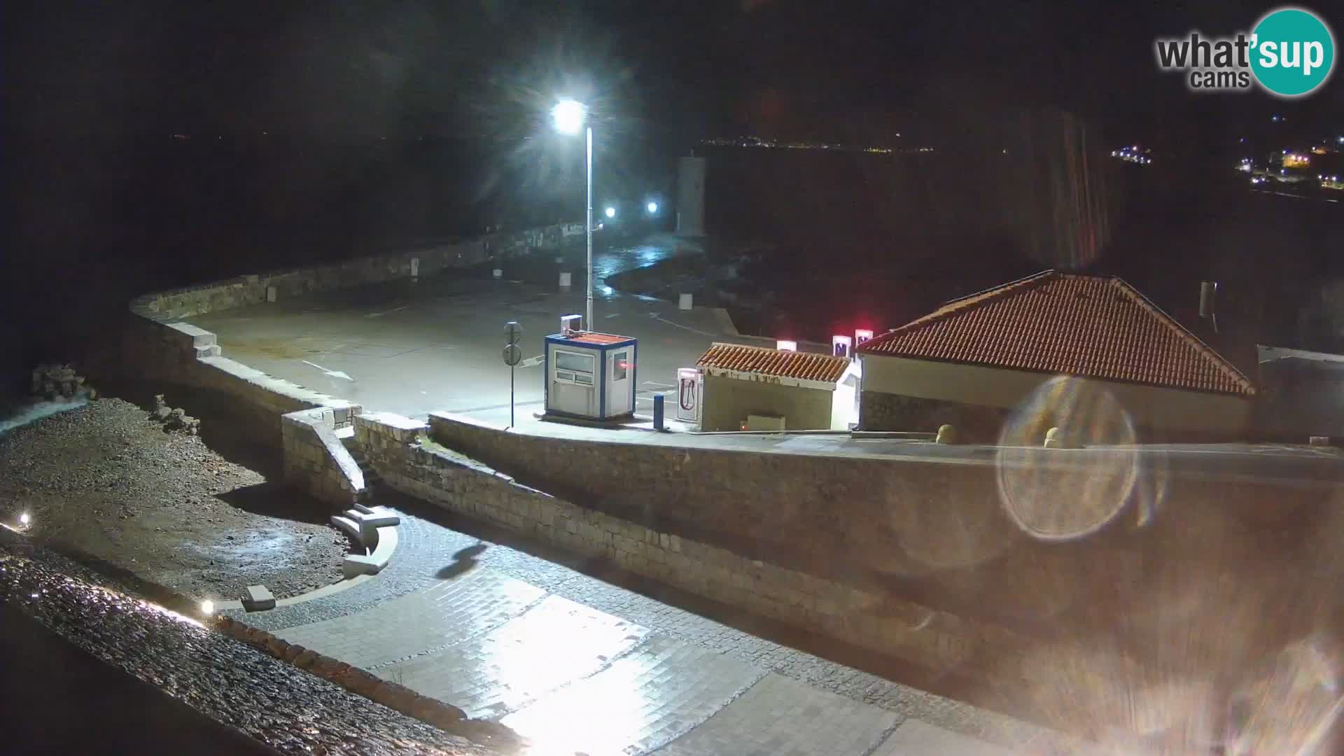 Webcam Porto di Segna – Frangiflutti e Faro in diretta