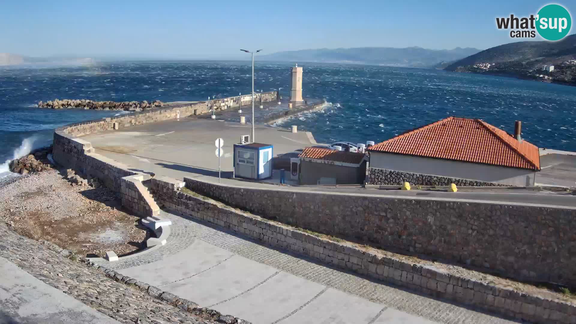 Senj Harbour Webcam – Breakwater & Lighthouse Live View
