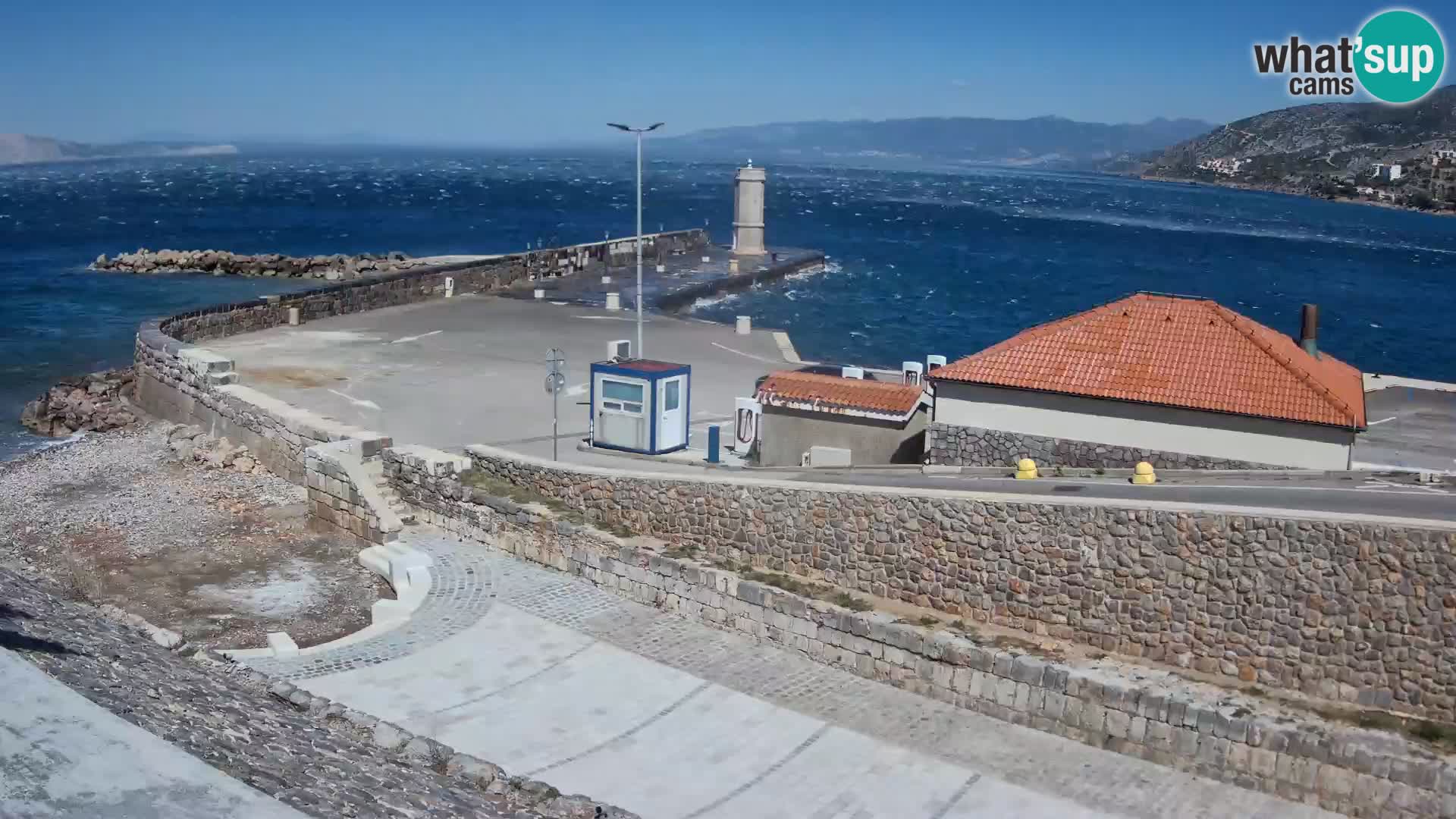 Webcam Porto di Segna – Frangiflutti e Faro in diretta