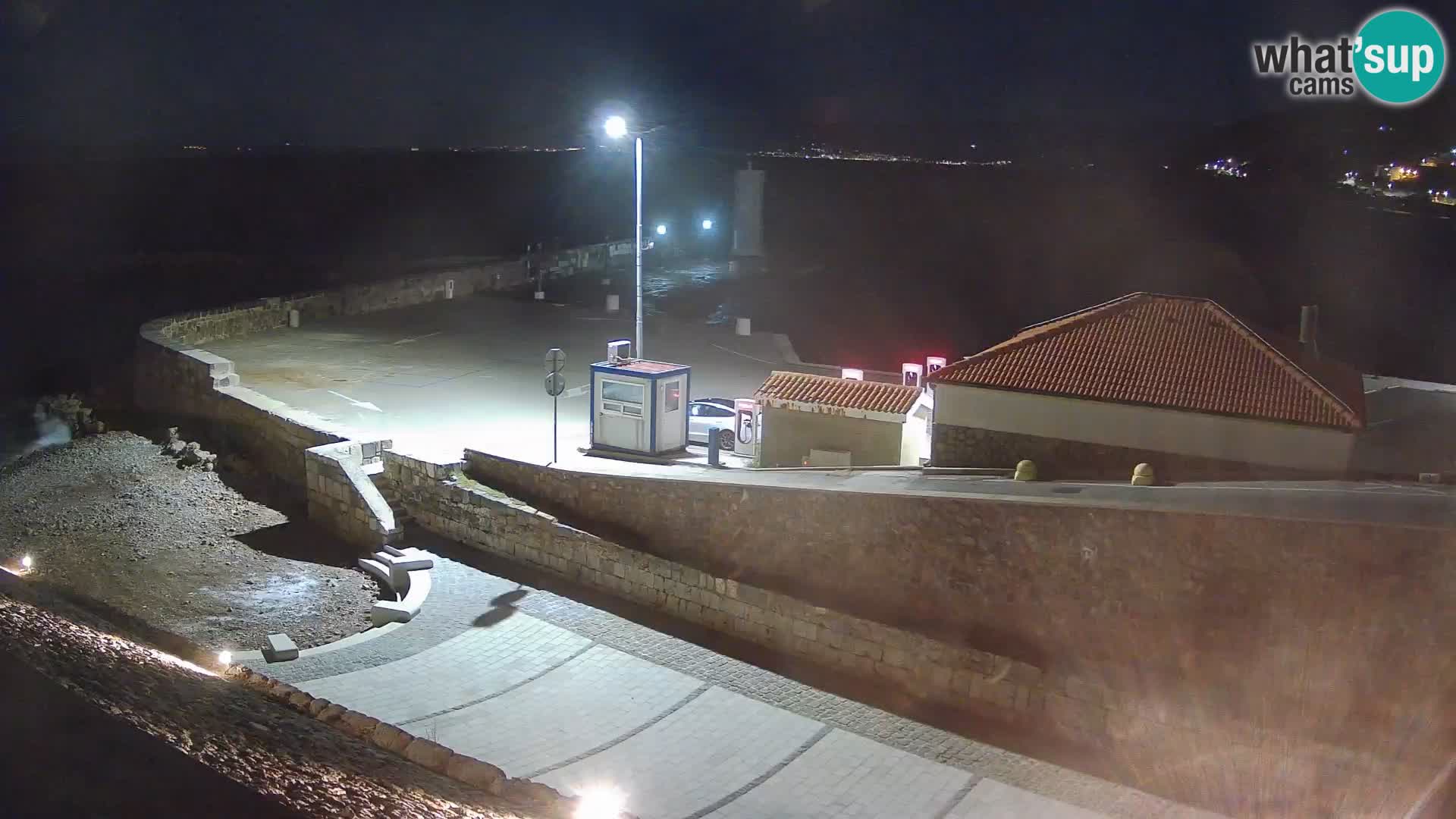 Webcam puerto de Senj – Rompeolas y faro en directo