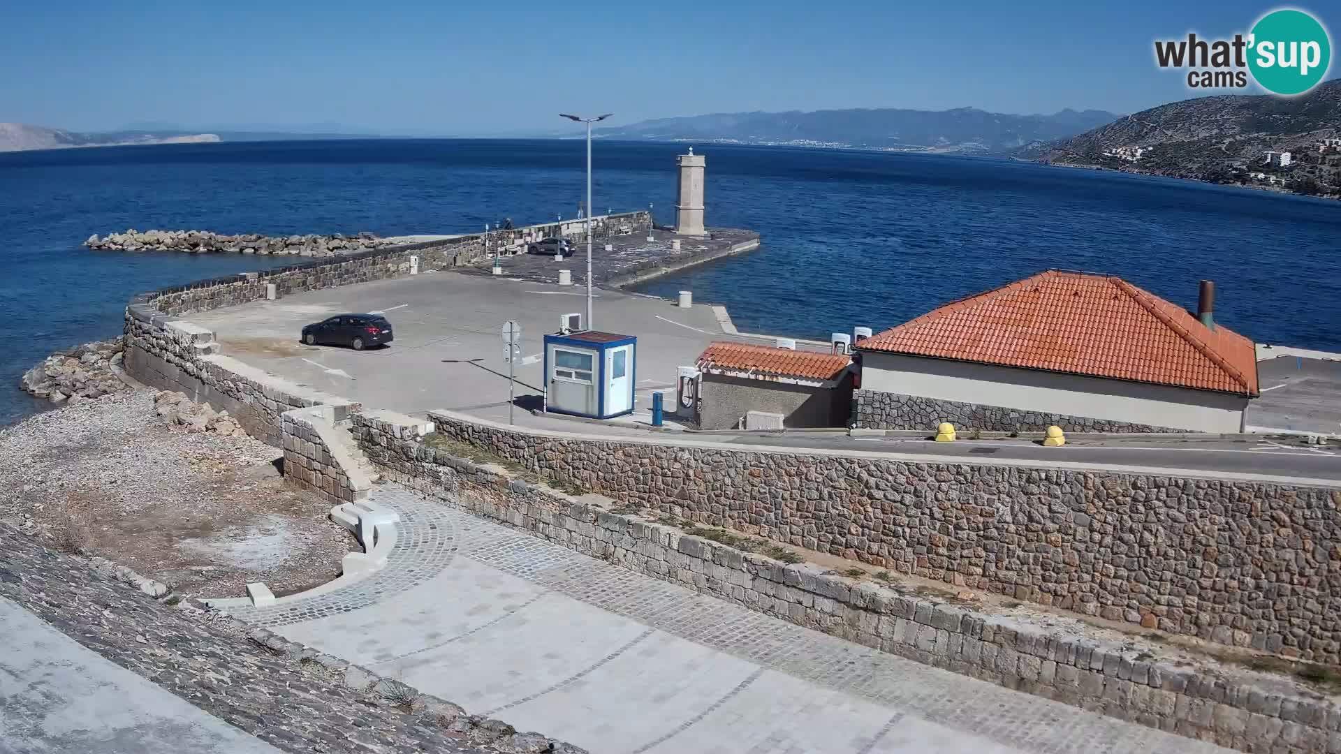 Webcam puerto de Senj – Rompeolas y faro en directo