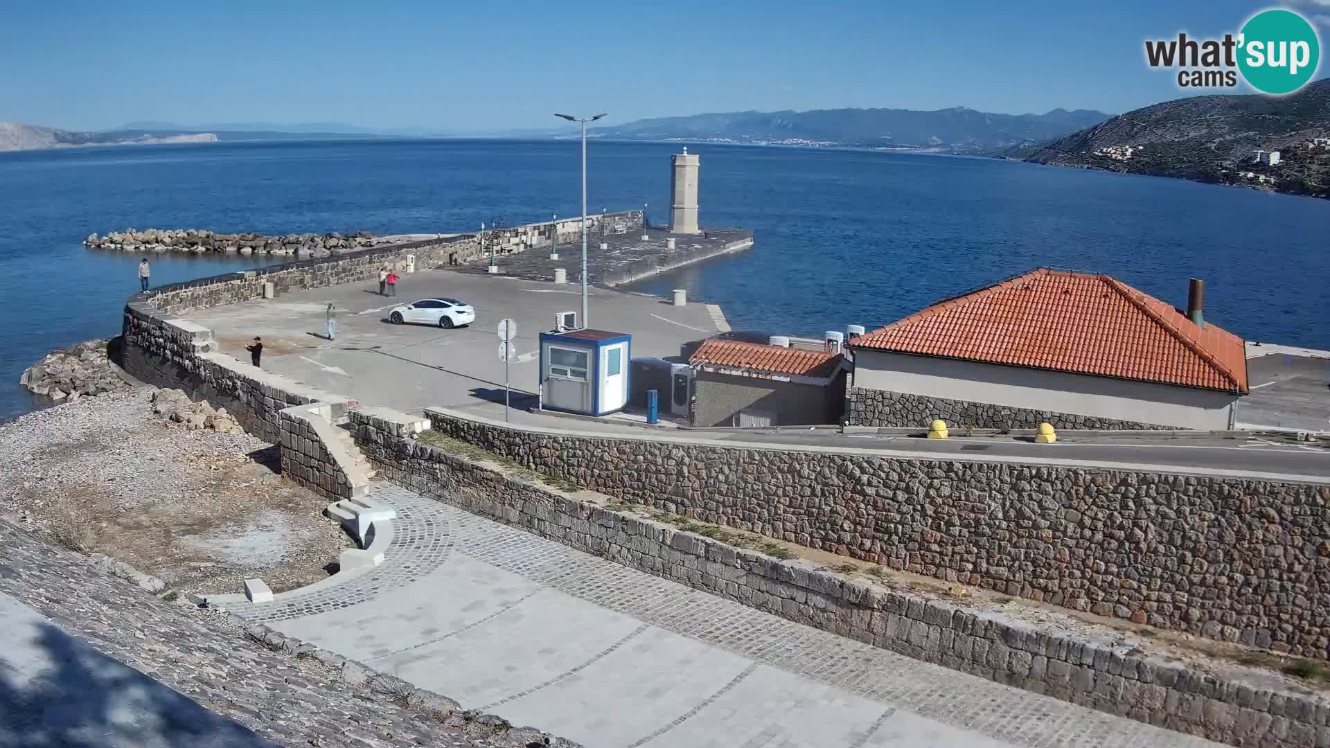 Webcam Porto di Segna – Frangiflutti e Faro in diretta