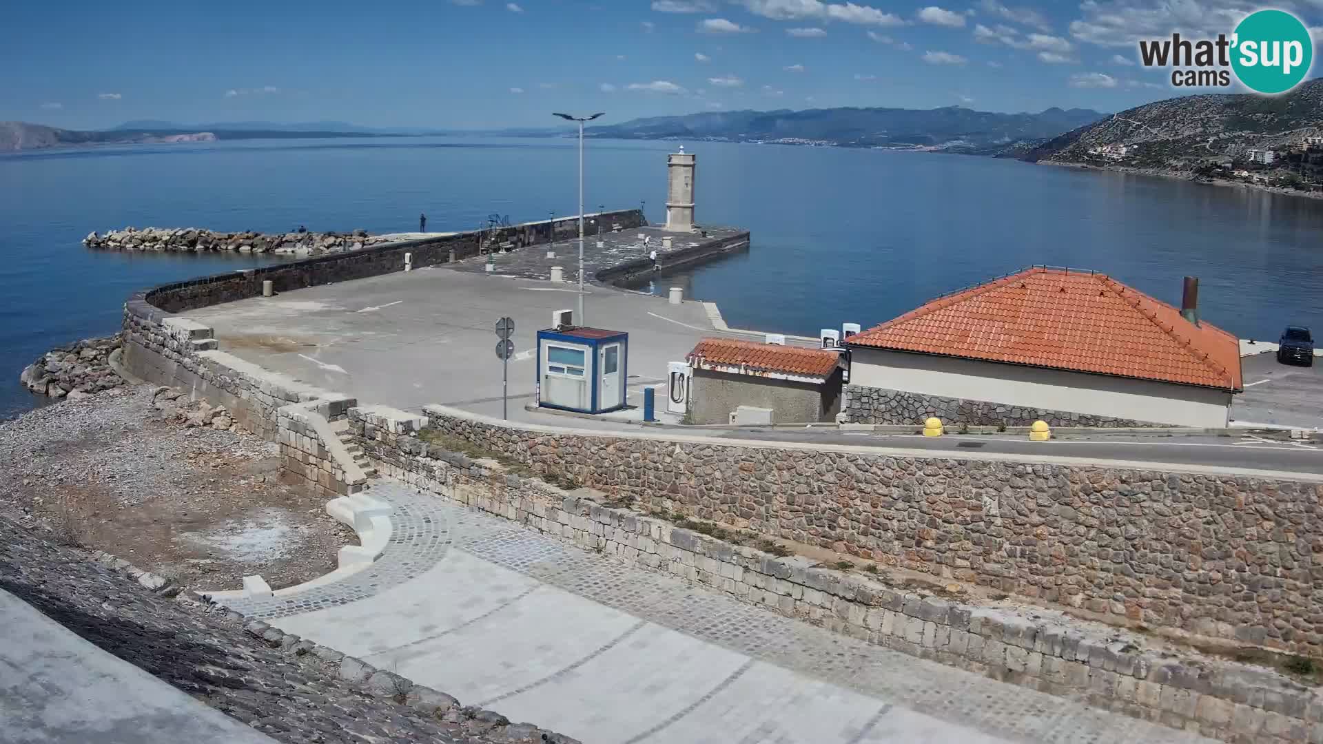 Webcam Porto di Segna – Frangiflutti e Faro in diretta