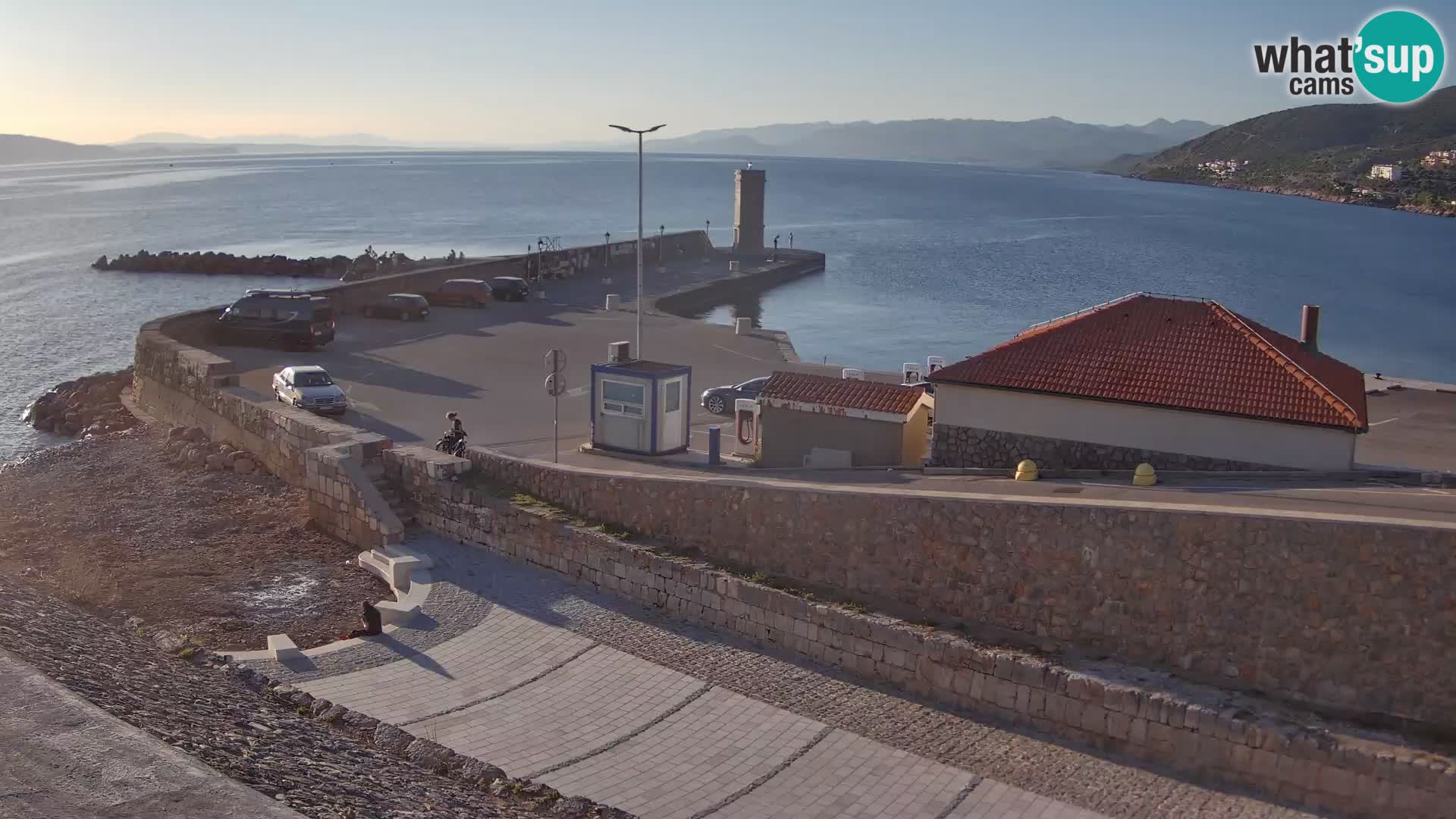 Webcam Porto di Segna – Frangiflutti e Faro in diretta