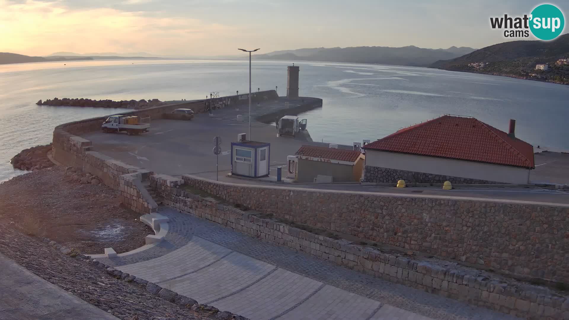 Senj Harbour Webcam – Breakwater & Lighthouse Live View