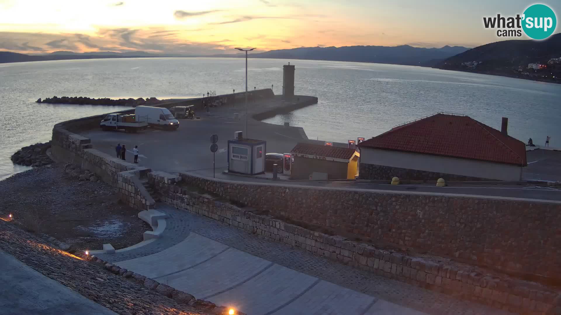 Senj Harbour Webcam – Breakwater & Lighthouse Live View