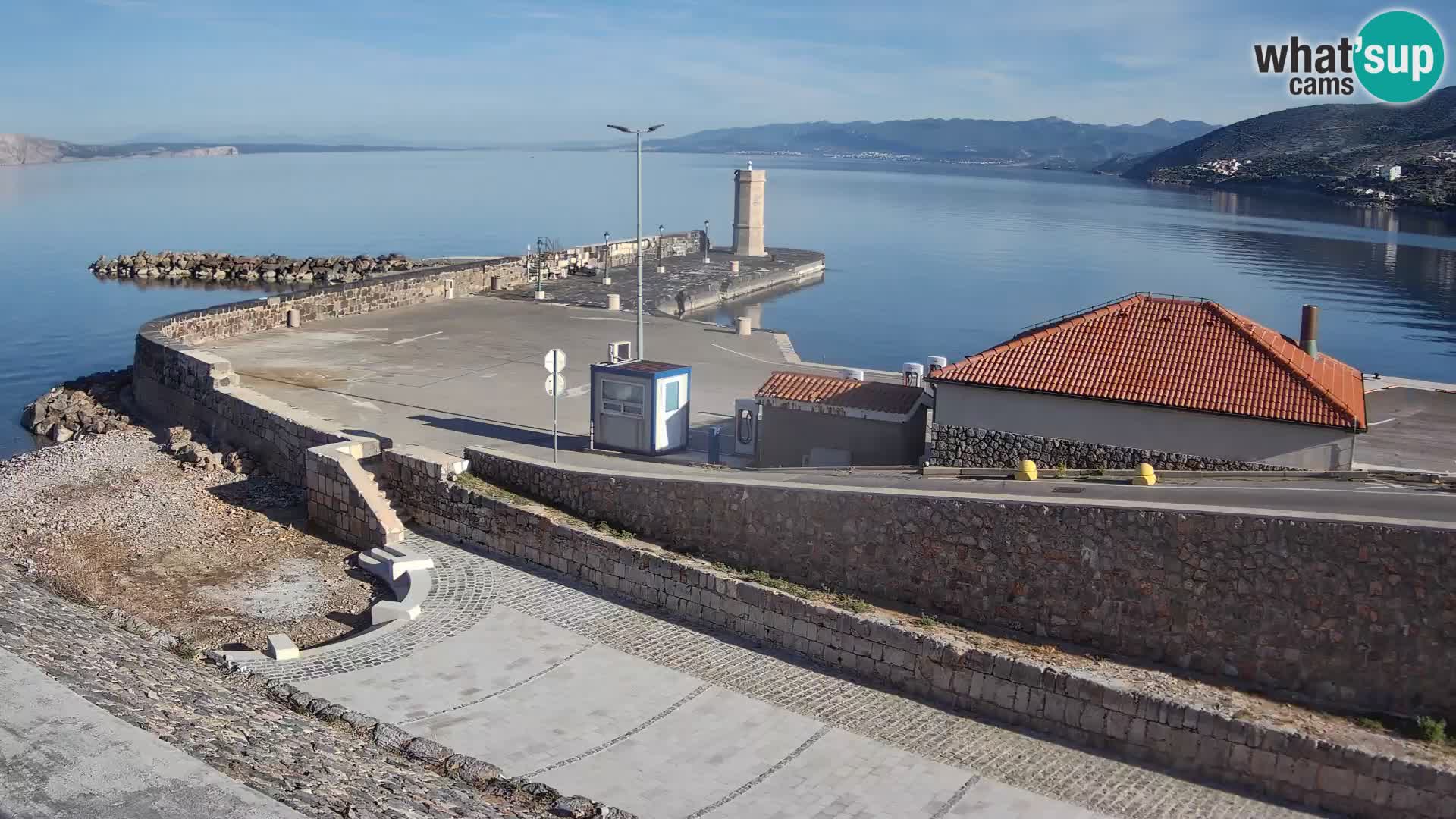 Senj Harbour Webcam – Breakwater & Lighthouse Live View