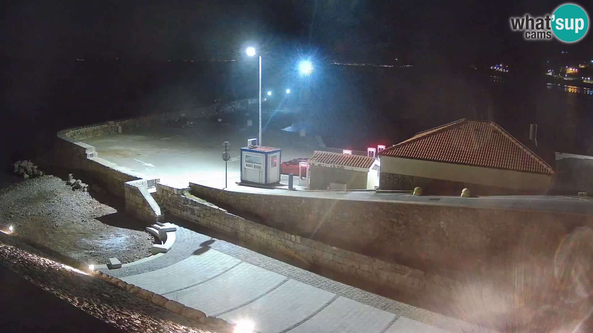 Webcam port de Senj – Vue sur la jetée et le phare
