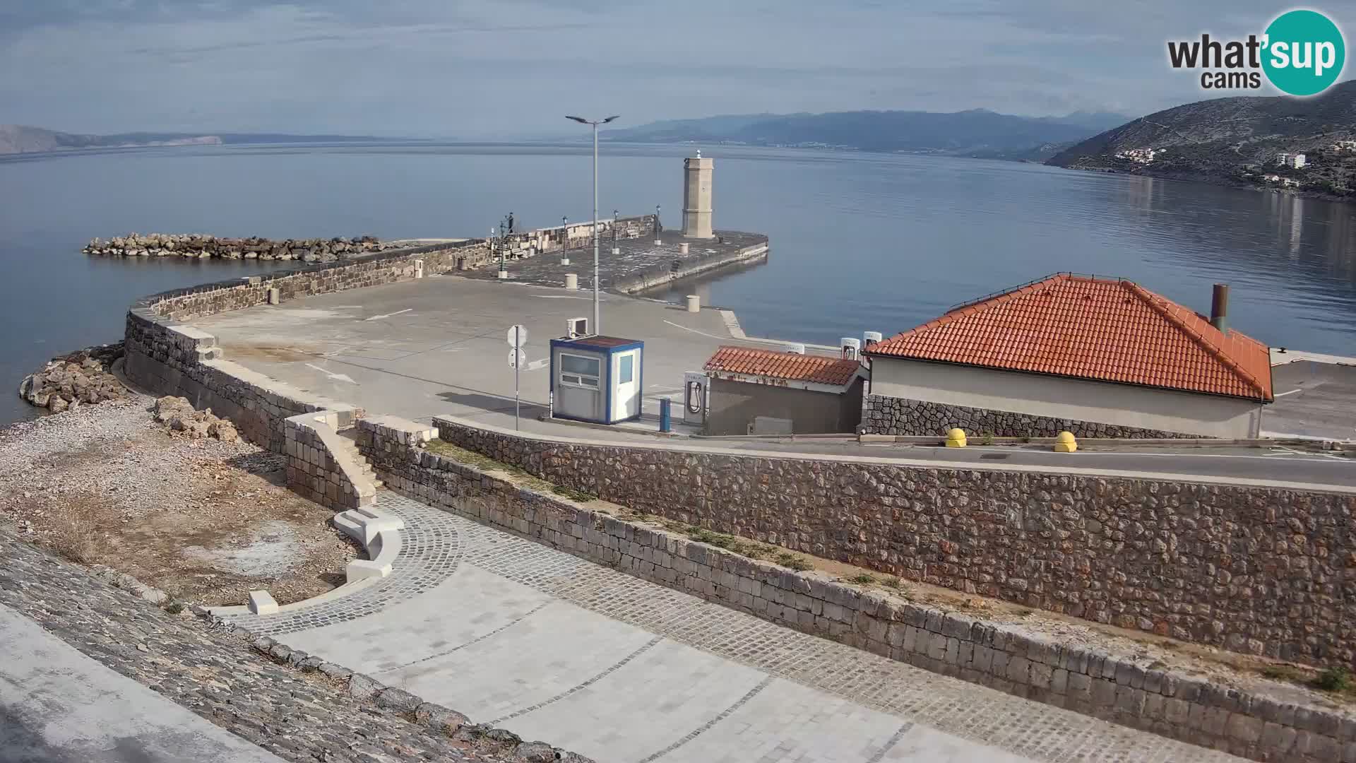 Webcam Porto di Segna – Frangiflutti e Faro in diretta